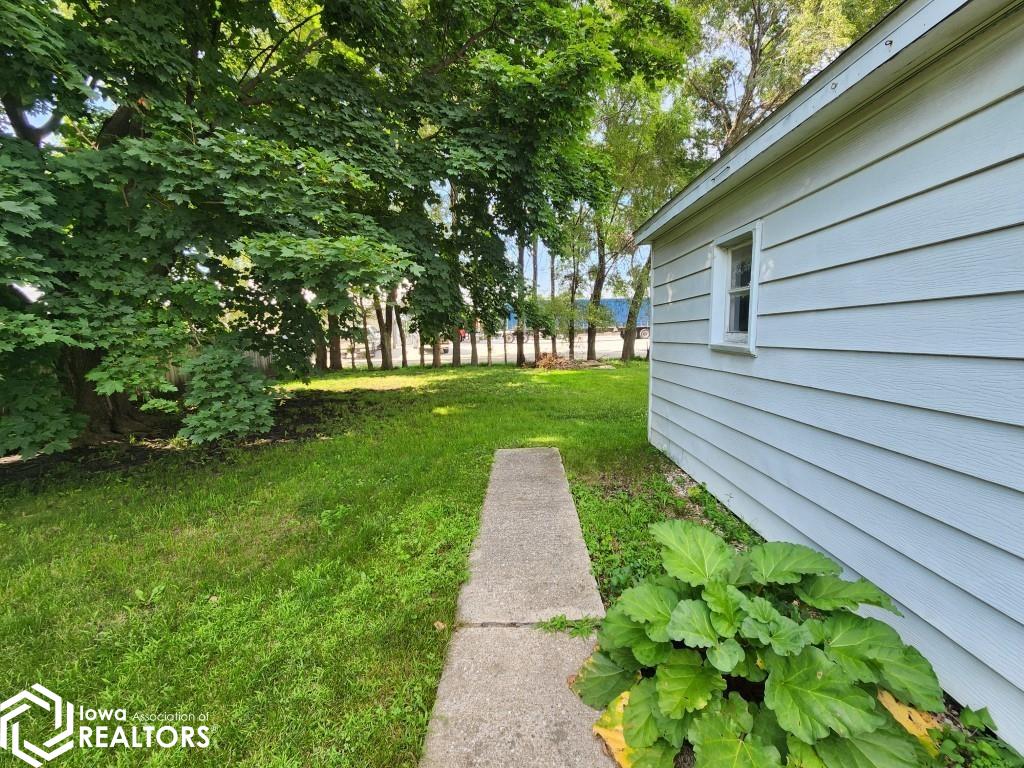 538 12th Street, Mason City, Iowa image 19