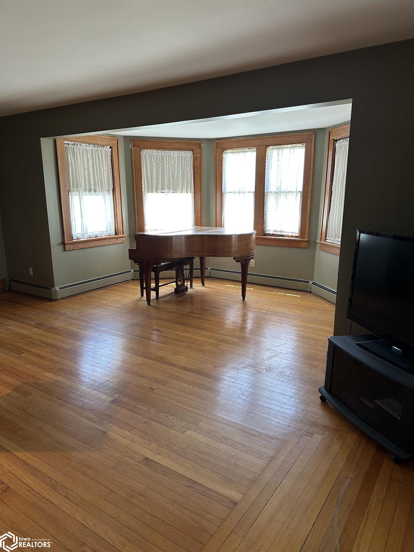 1210 E County Rd 2300, Dallas City, Illinois image 18