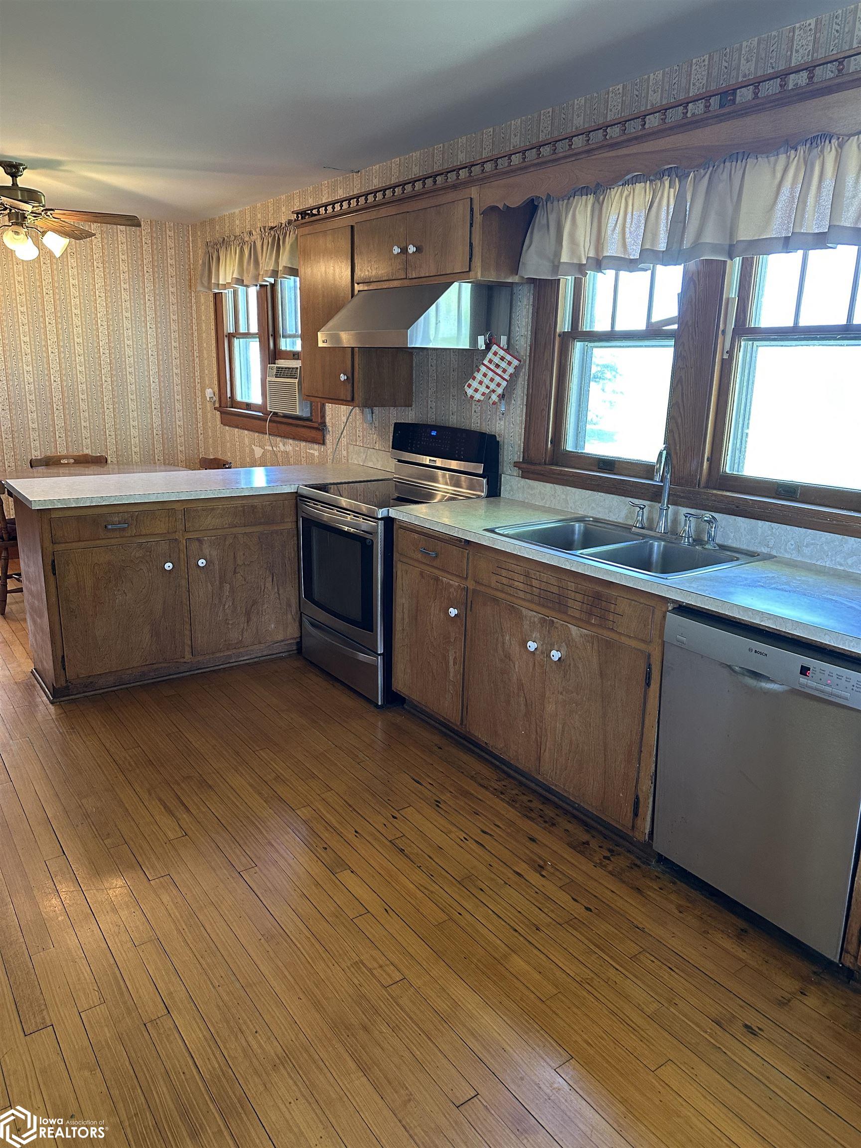 1210 E County Rd 2300, Dallas City, Illinois image 6