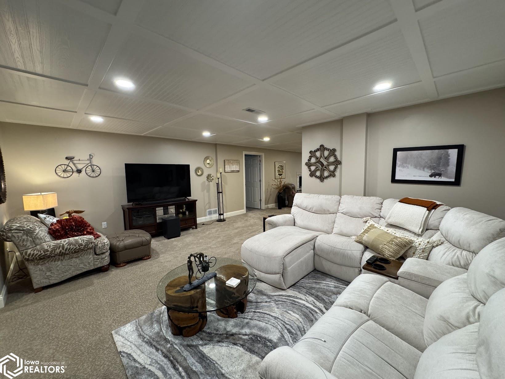 5609 Hickory Stick Lane, Burlington, Iowa image 47