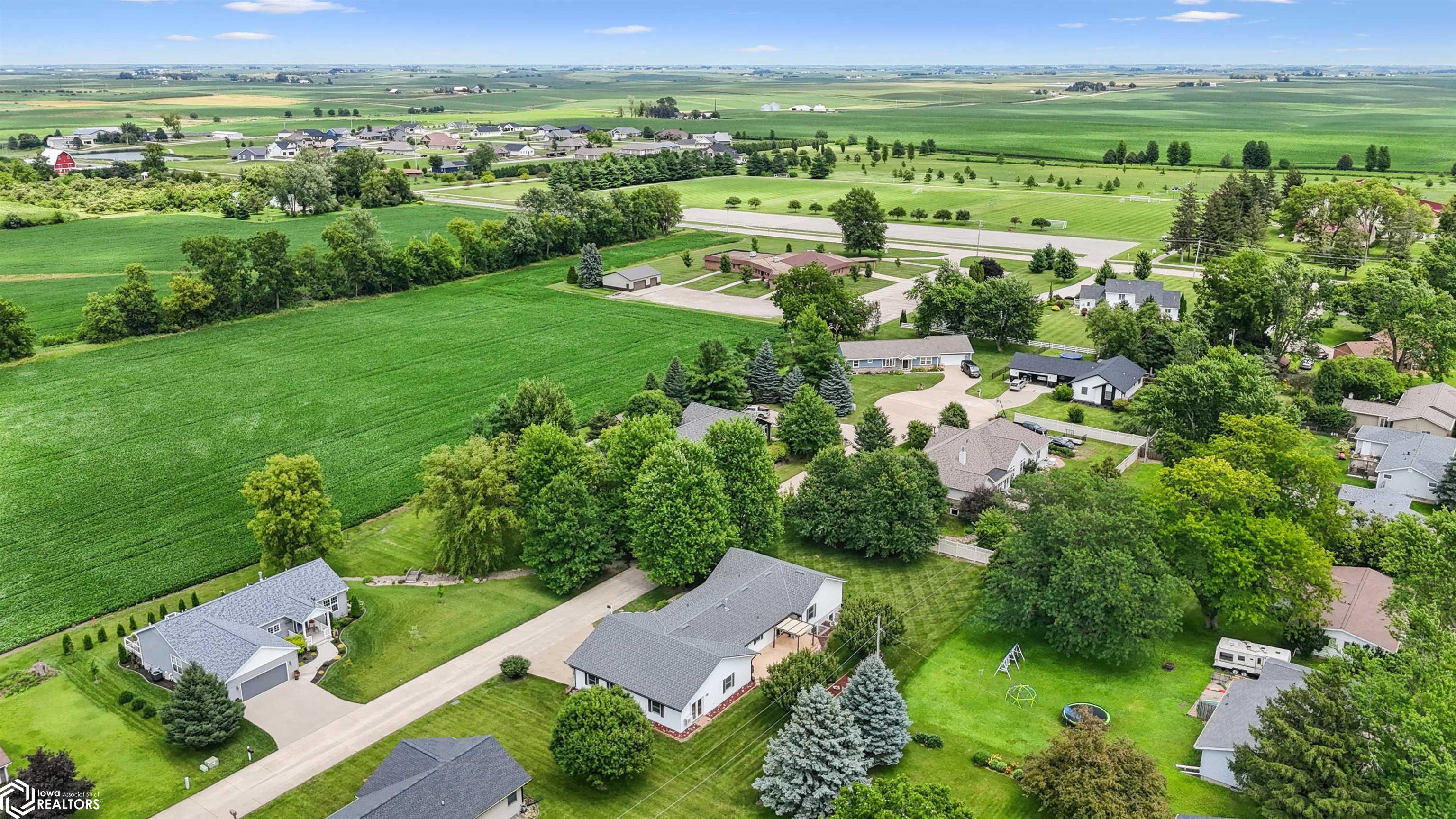 7 Hobart Place, Grinnell, Iowa image 3