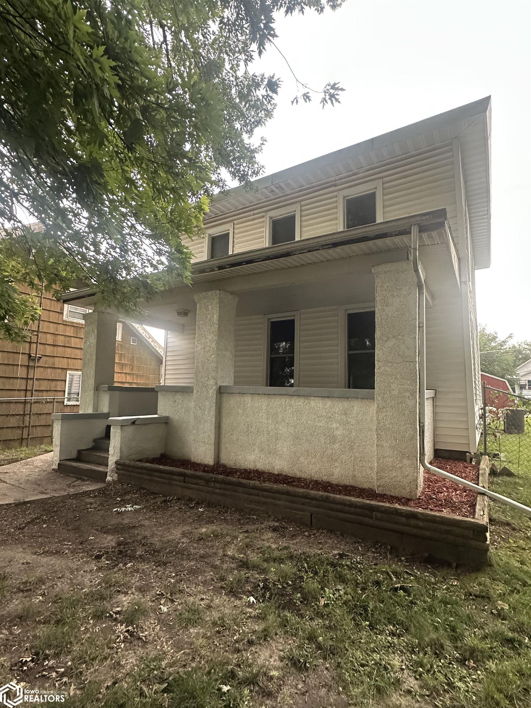 1315 Madison Avenue, Burlington, Iowa image 1