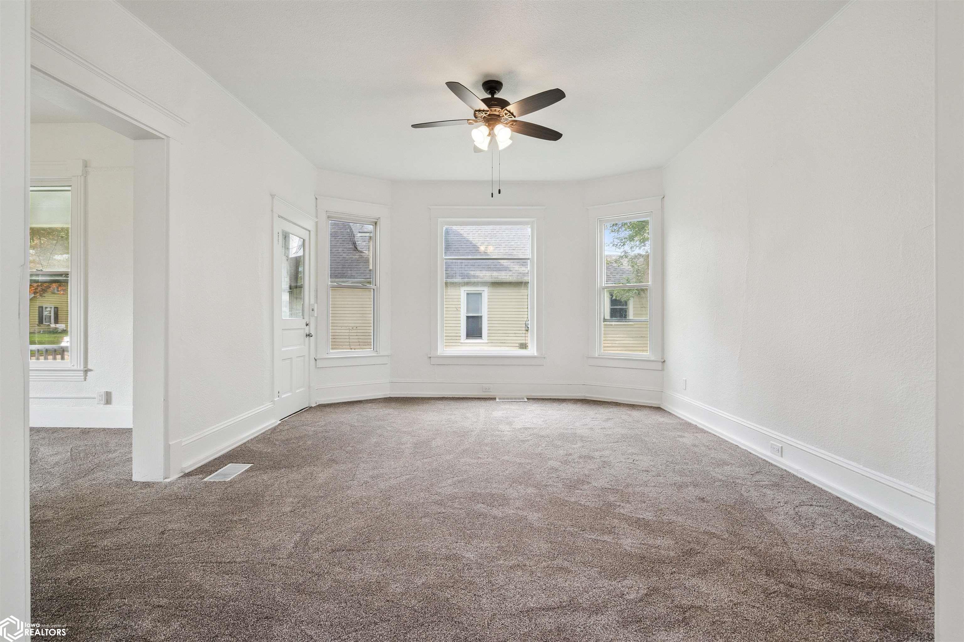 513 Hagemann Avenue, Burlington, Iowa image 7