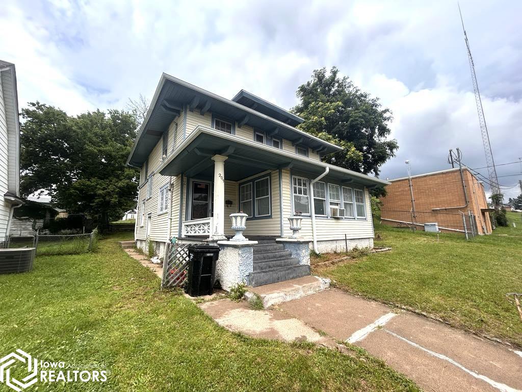 209 W Maple Avenue, Ottumwa, Iowa image 4
