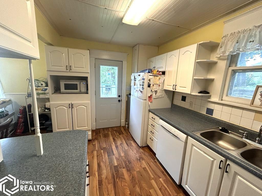 209 W Maple Avenue, Ottumwa, Iowa image 36