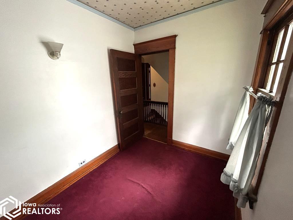 209 W Maple Avenue, Ottumwa, Iowa image 38