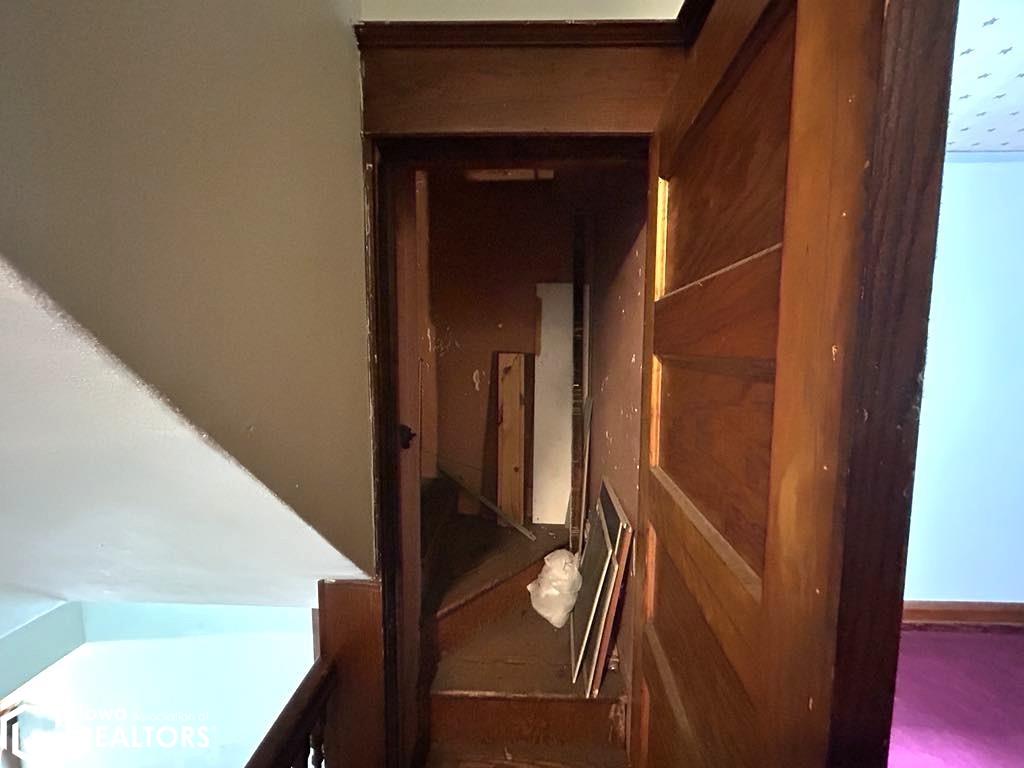 209 W Maple Avenue, Ottumwa, Iowa image 49
