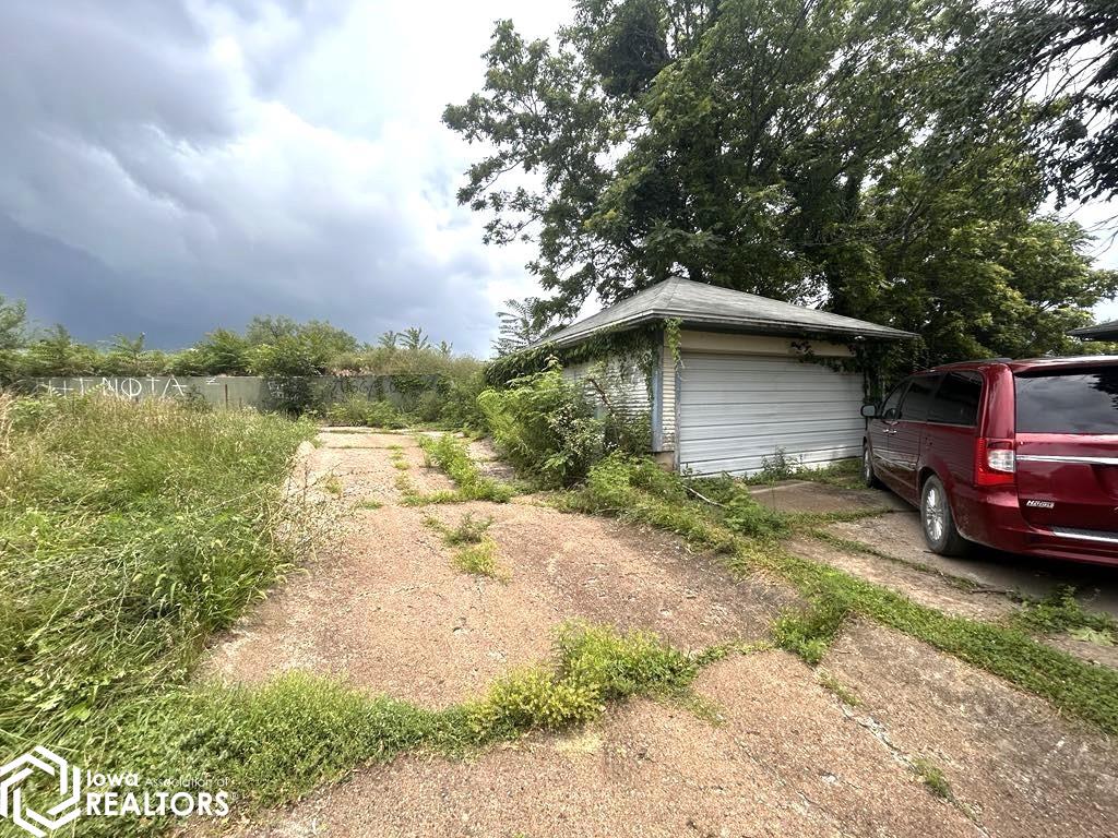 209 W Maple Avenue, Ottumwa, Iowa image 10