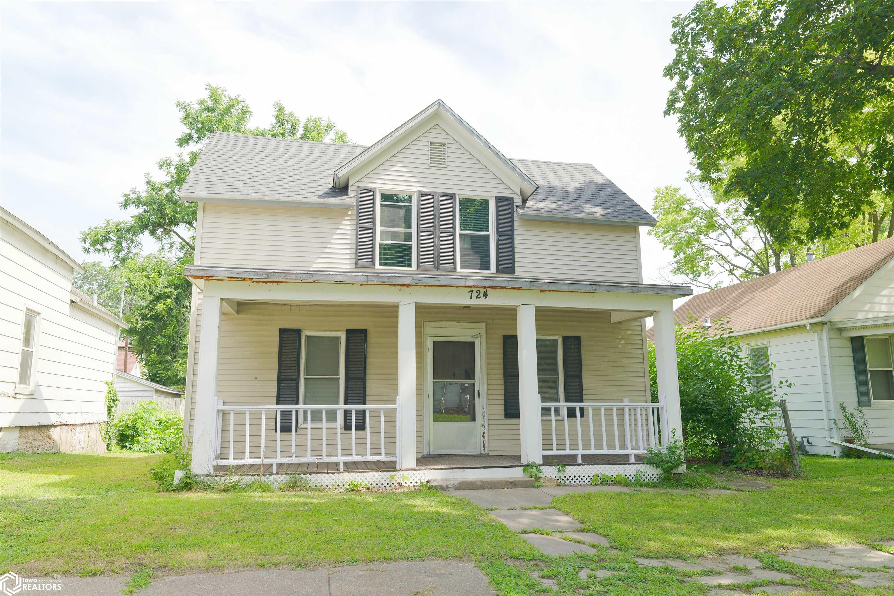 724 Louisa Street, Burlington, Iowa image 3
