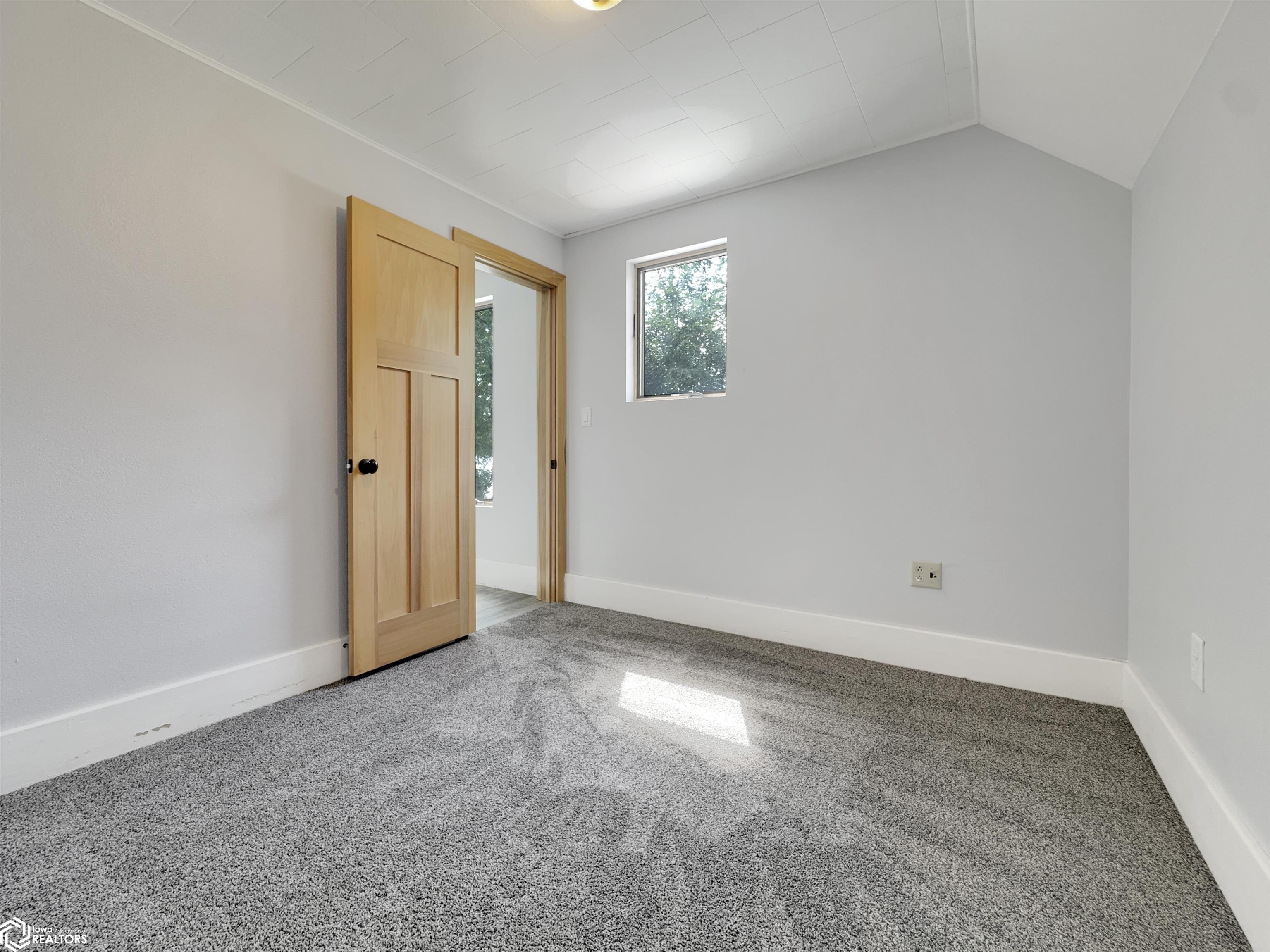 1440 Olive Avenue, Hampton, Iowa image 23