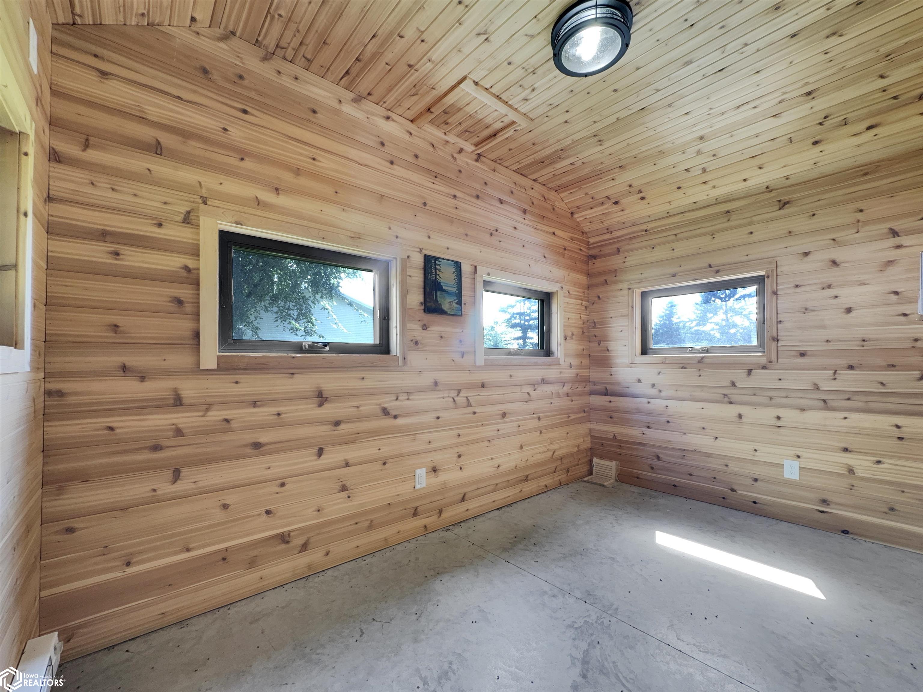 1440 Olive Avenue, Hampton, Iowa image 39