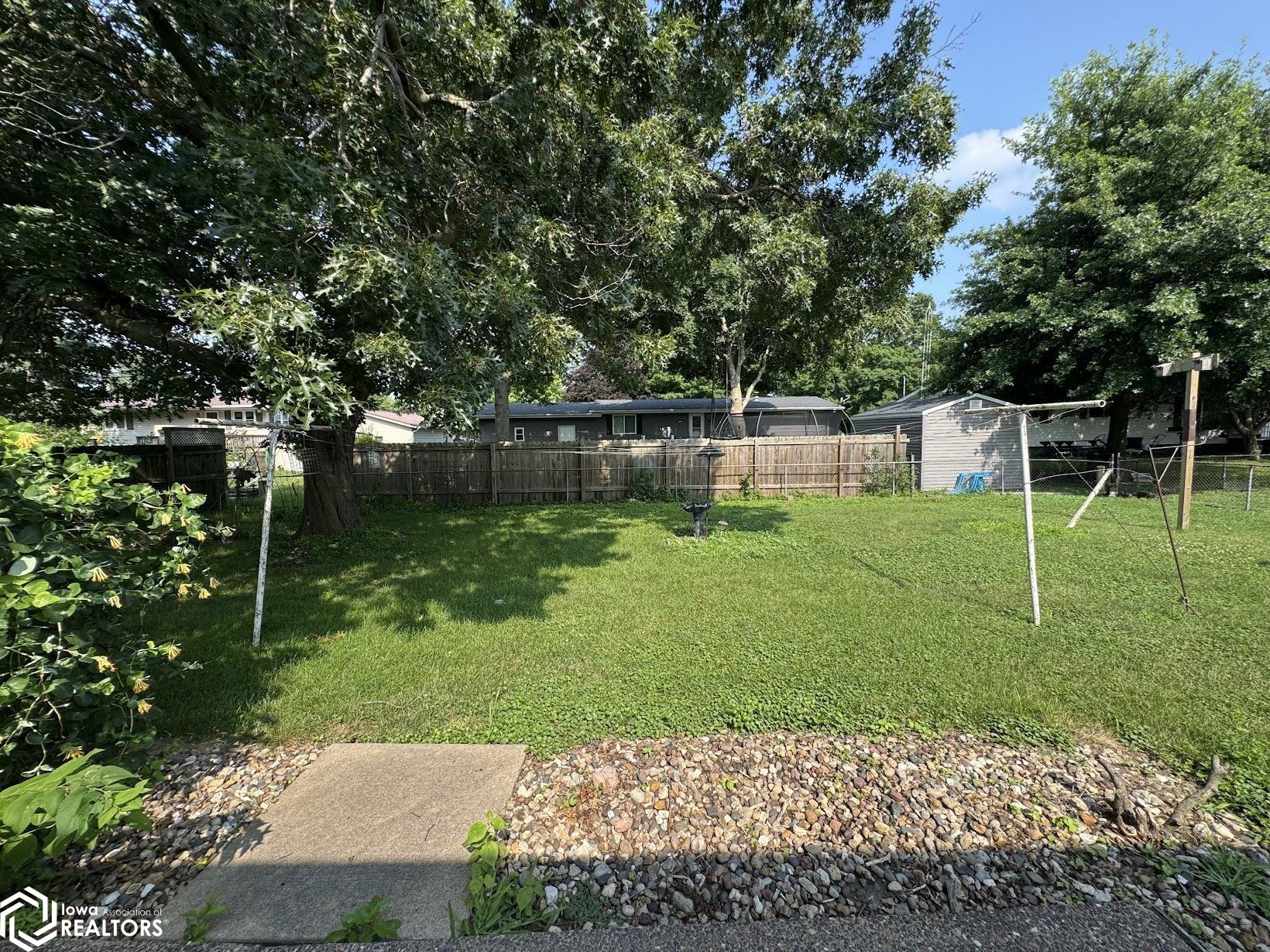 114 Centennial Drive, Mediapolis, Iowa image 5