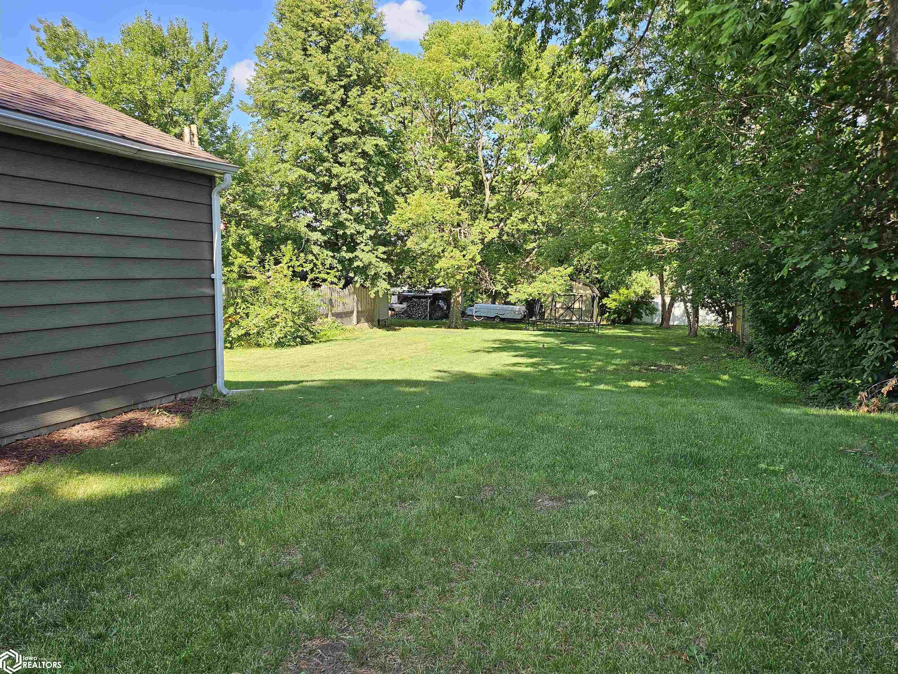 210 S 9th Street, Oskaloosa, Iowa image 30