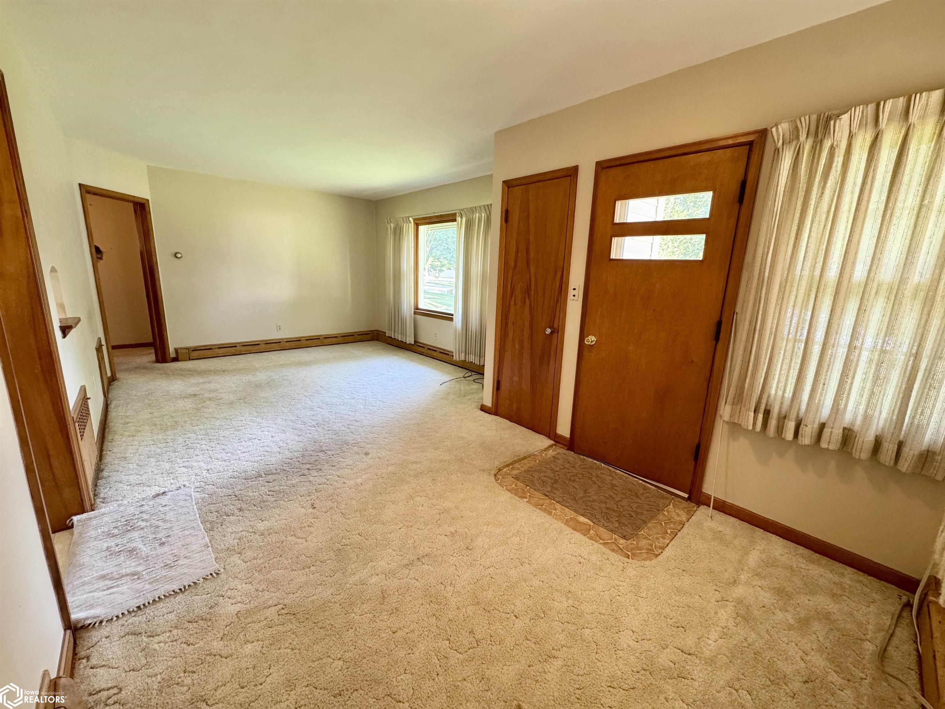 316 Mantz Avenue, Audubon, Iowa image 2