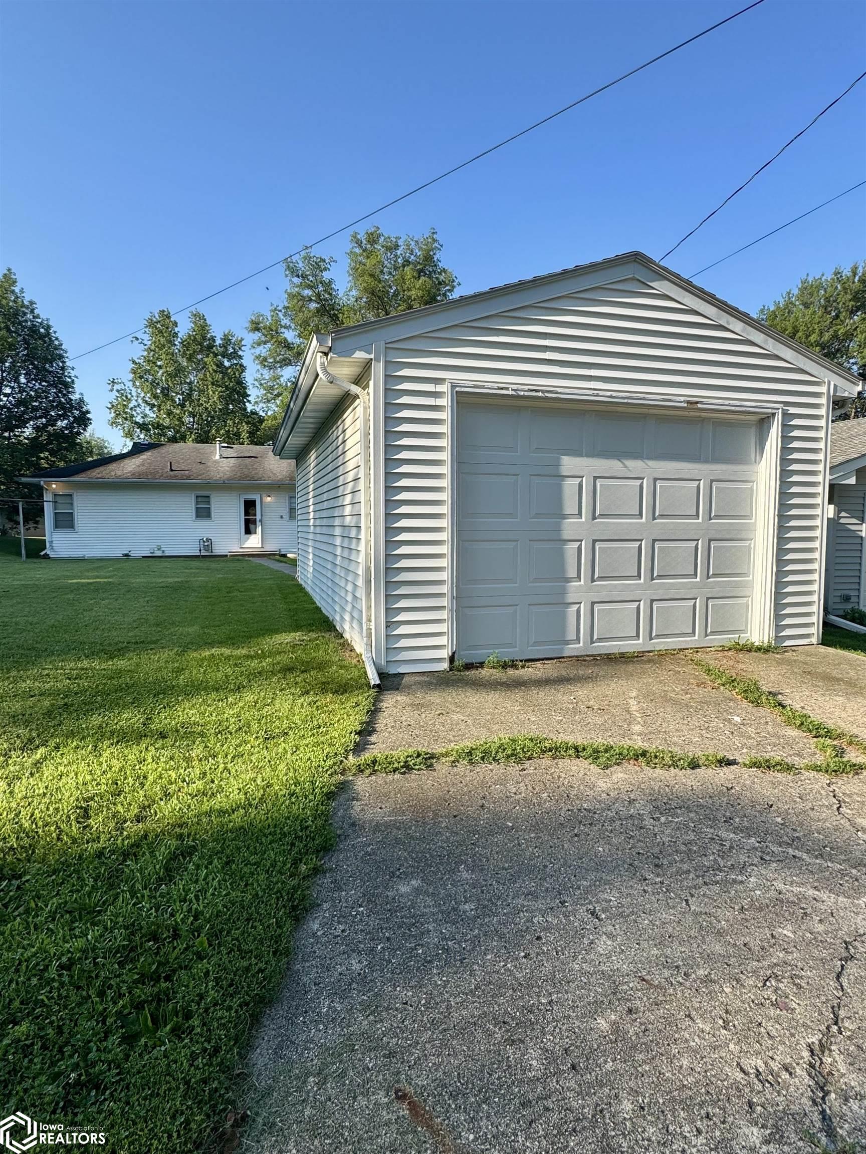 316 Mantz Avenue, Audubon, Iowa image 24
