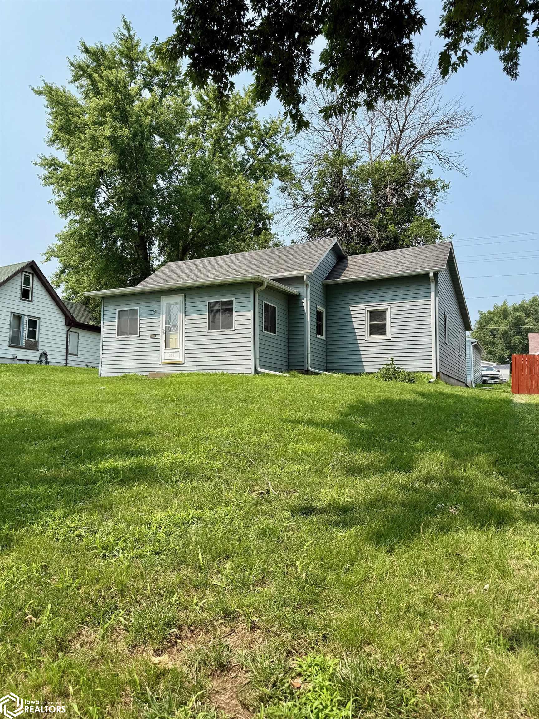 503 Pine Street, Atlantic, Iowa image 2