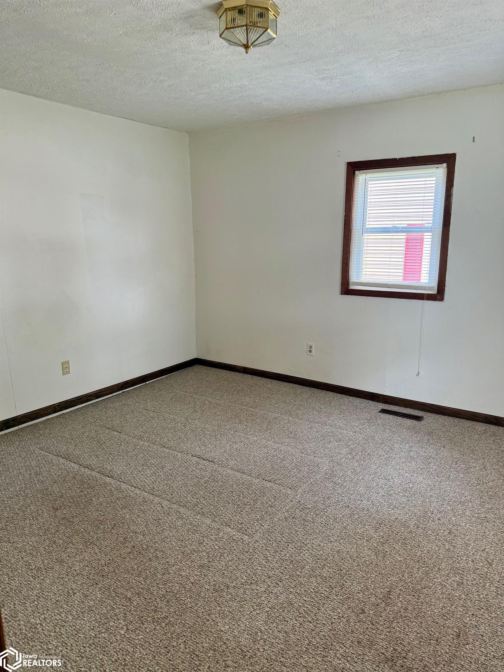 503 Pine Street, Atlantic, Iowa image 12