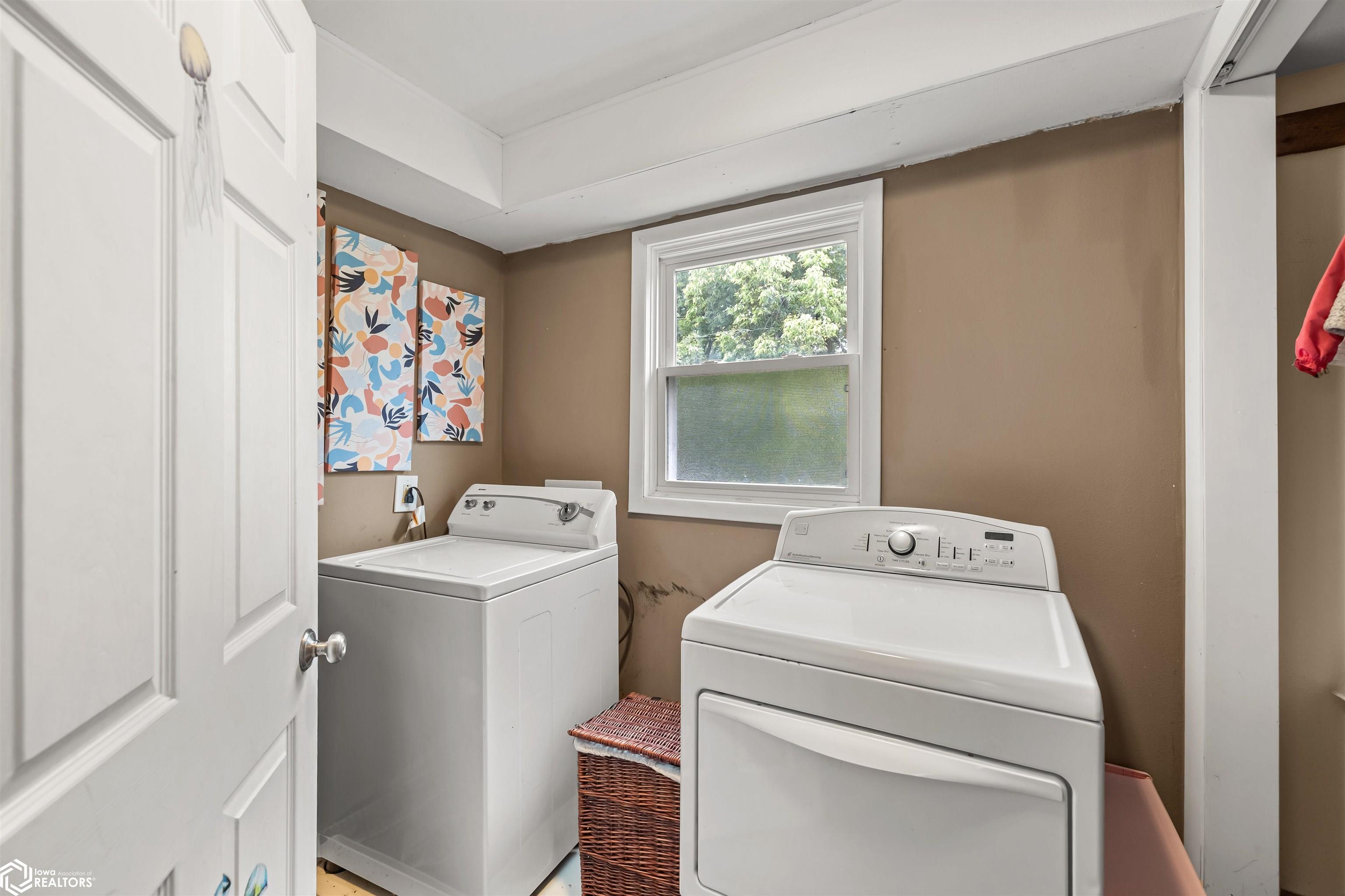 1416 Clinton Avenue, Des Moines, Iowa image 34