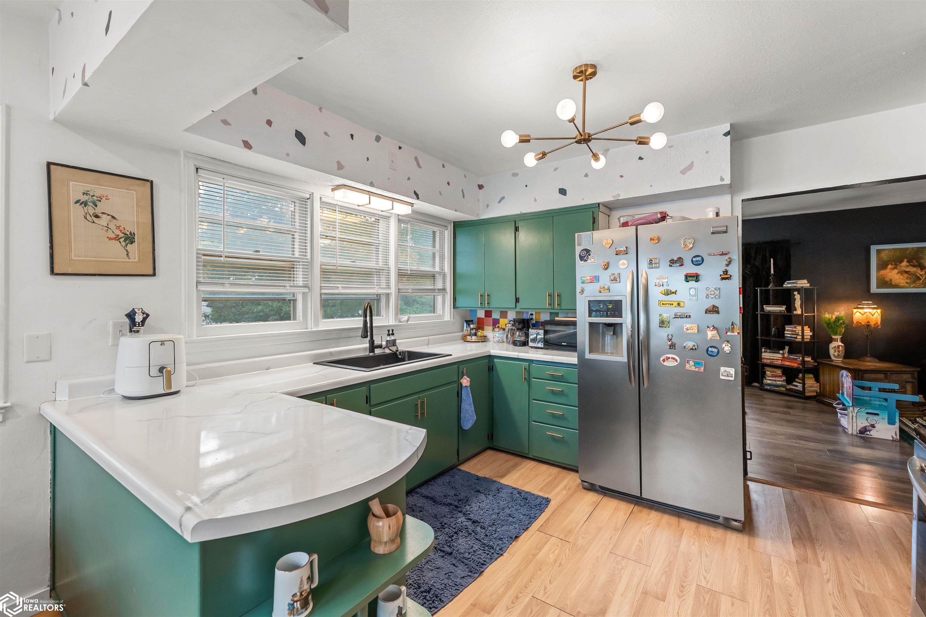 1416 Clinton Avenue, Des Moines, Iowa image 9
