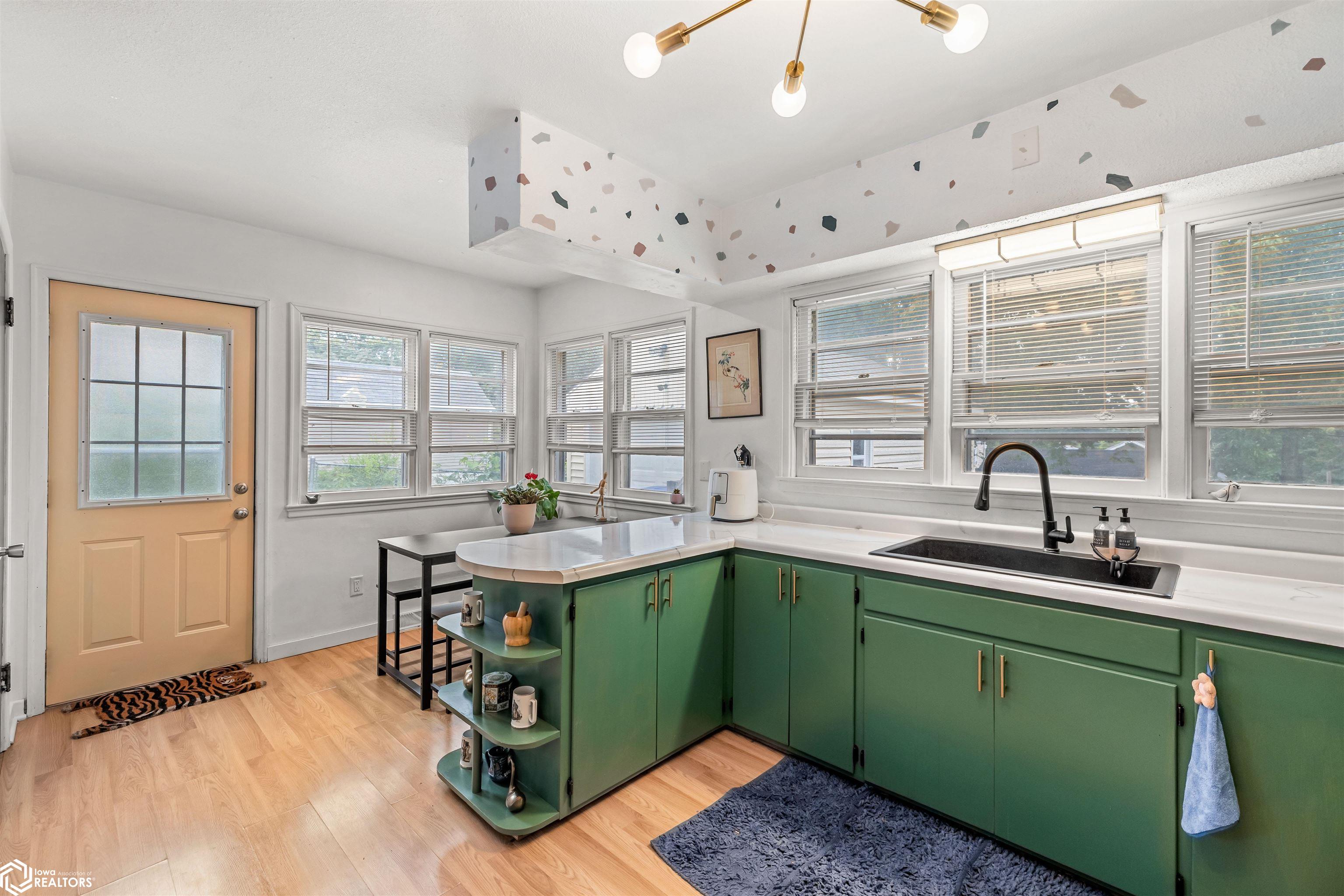 1416 Clinton Avenue, Des Moines, Iowa image 10