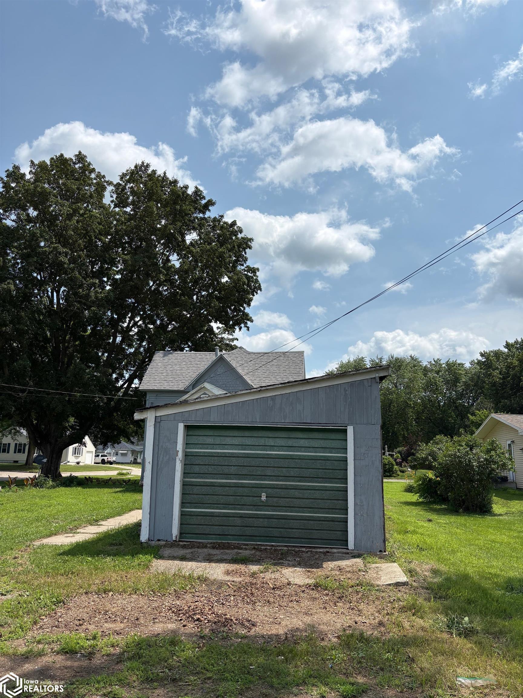 1701 Palmer Street, Emmetsburg, Iowa image 4