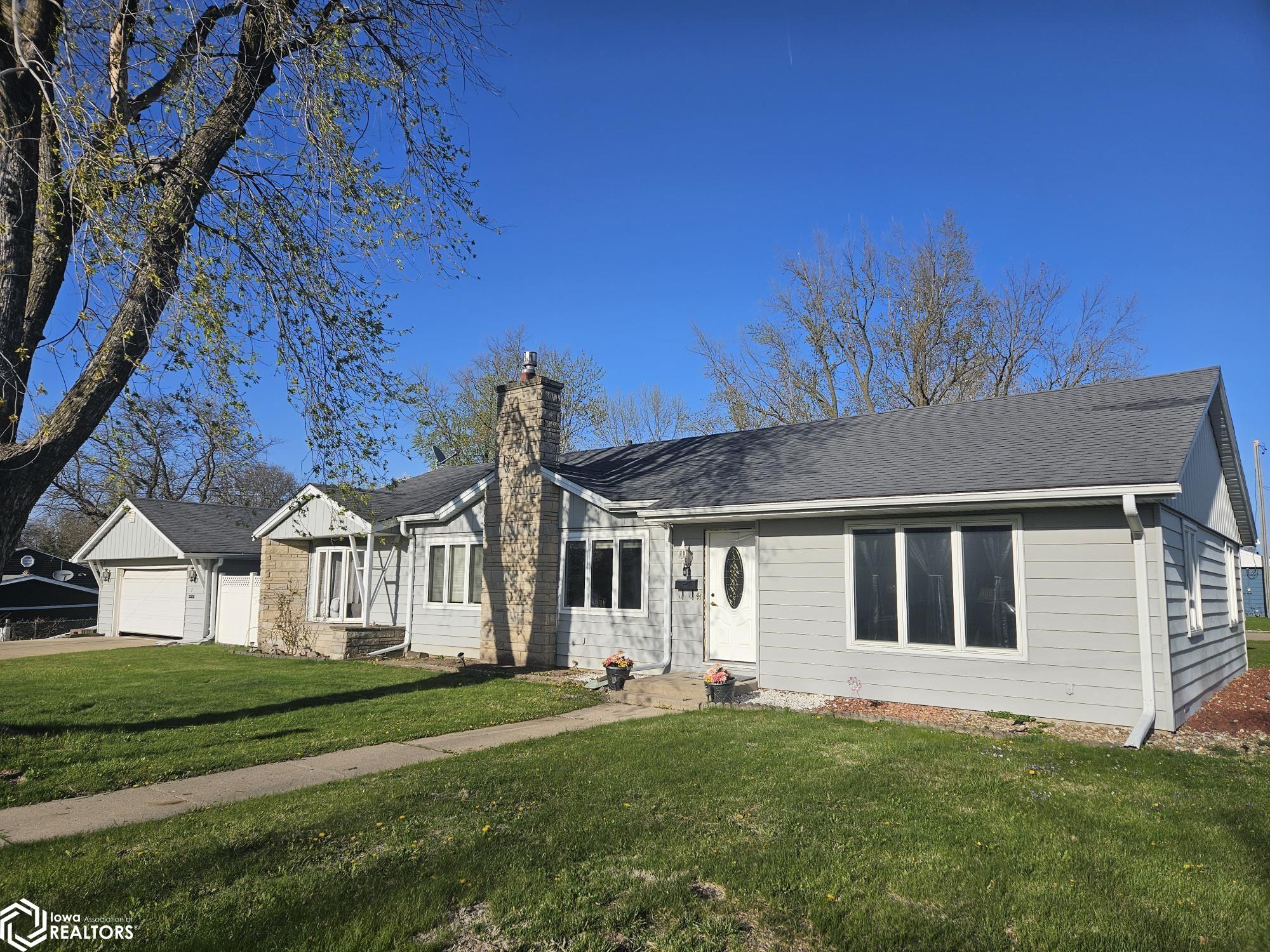 2 Carter Court, Ottumwa, Iowa image 2