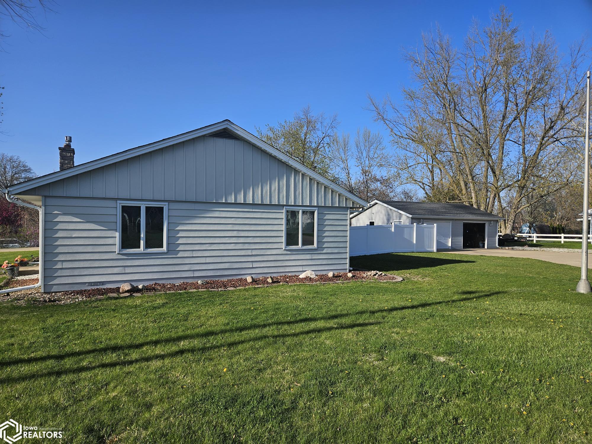 2 Carter Court, Ottumwa, Iowa image 3