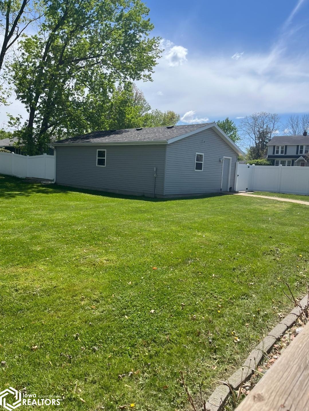 2 Carter Court, Ottumwa, Iowa image 5
