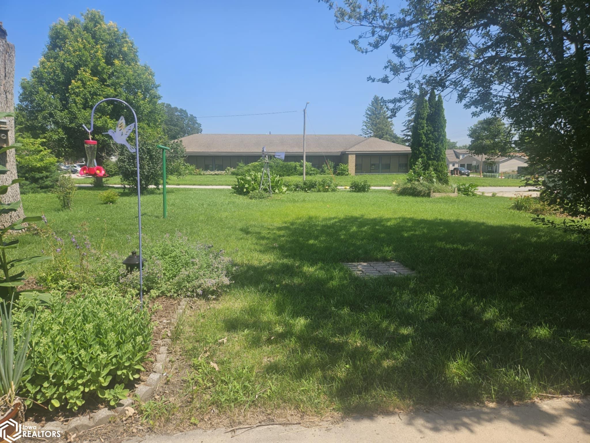 1305 Bank Street, Webster City, Iowa image 4