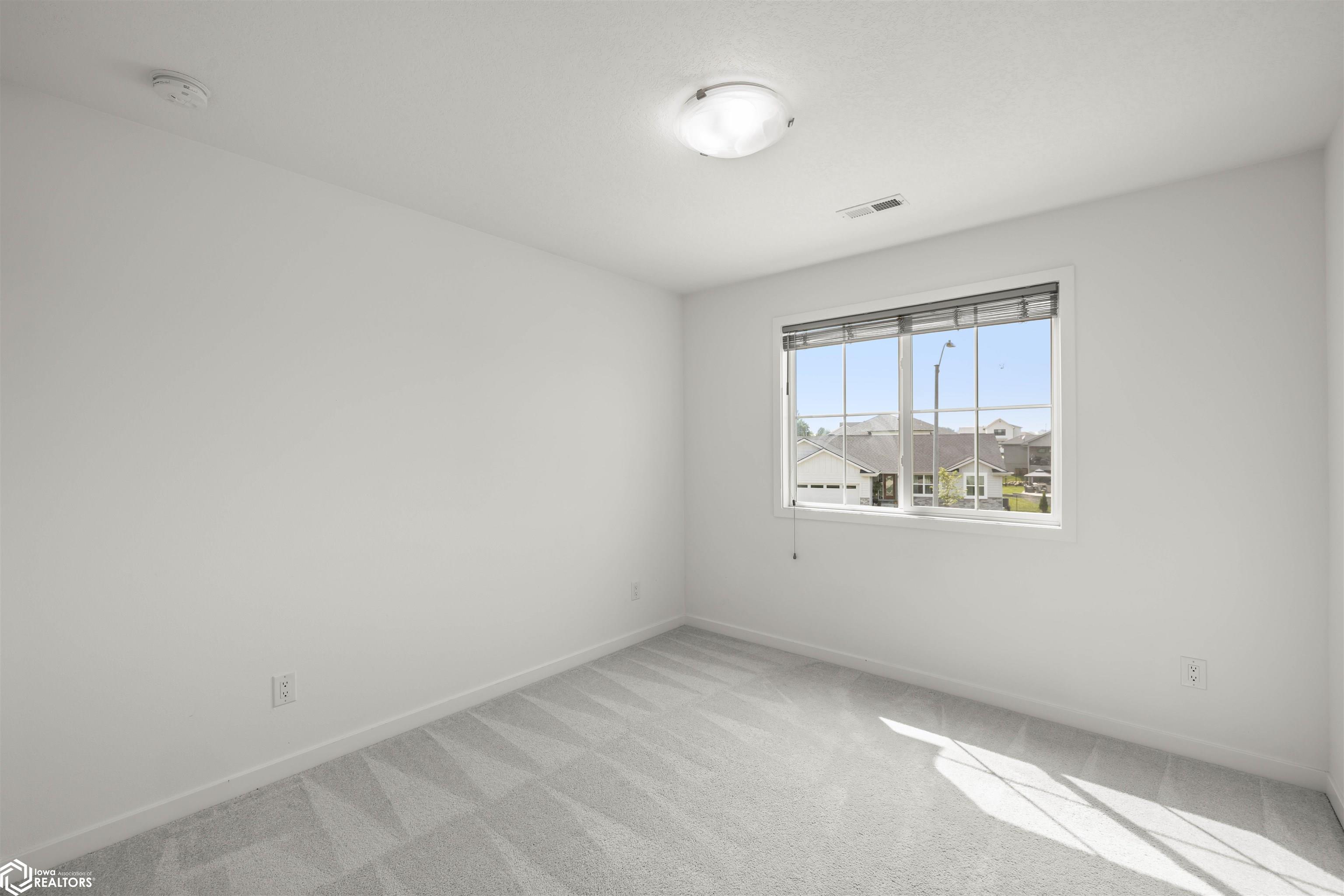 3641 NW 166th Street, Clive, Iowa image 28