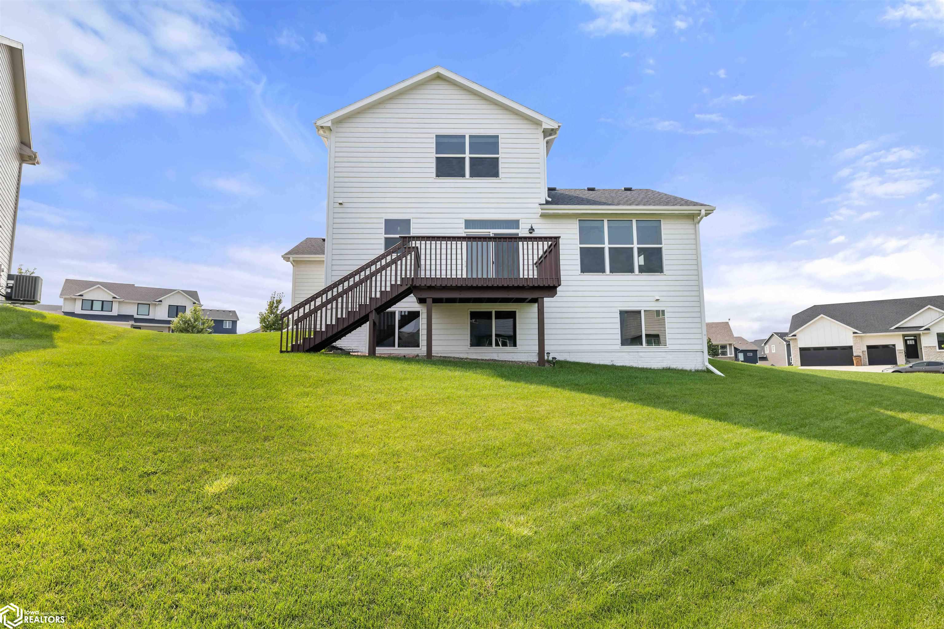 3641 NW 166th Street, Clive, Iowa image 5