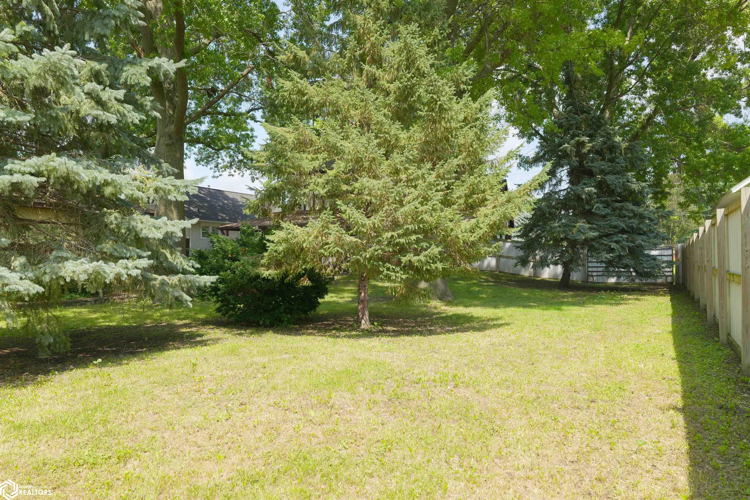 2119 Summer St, Burlington, Iowa image 14
