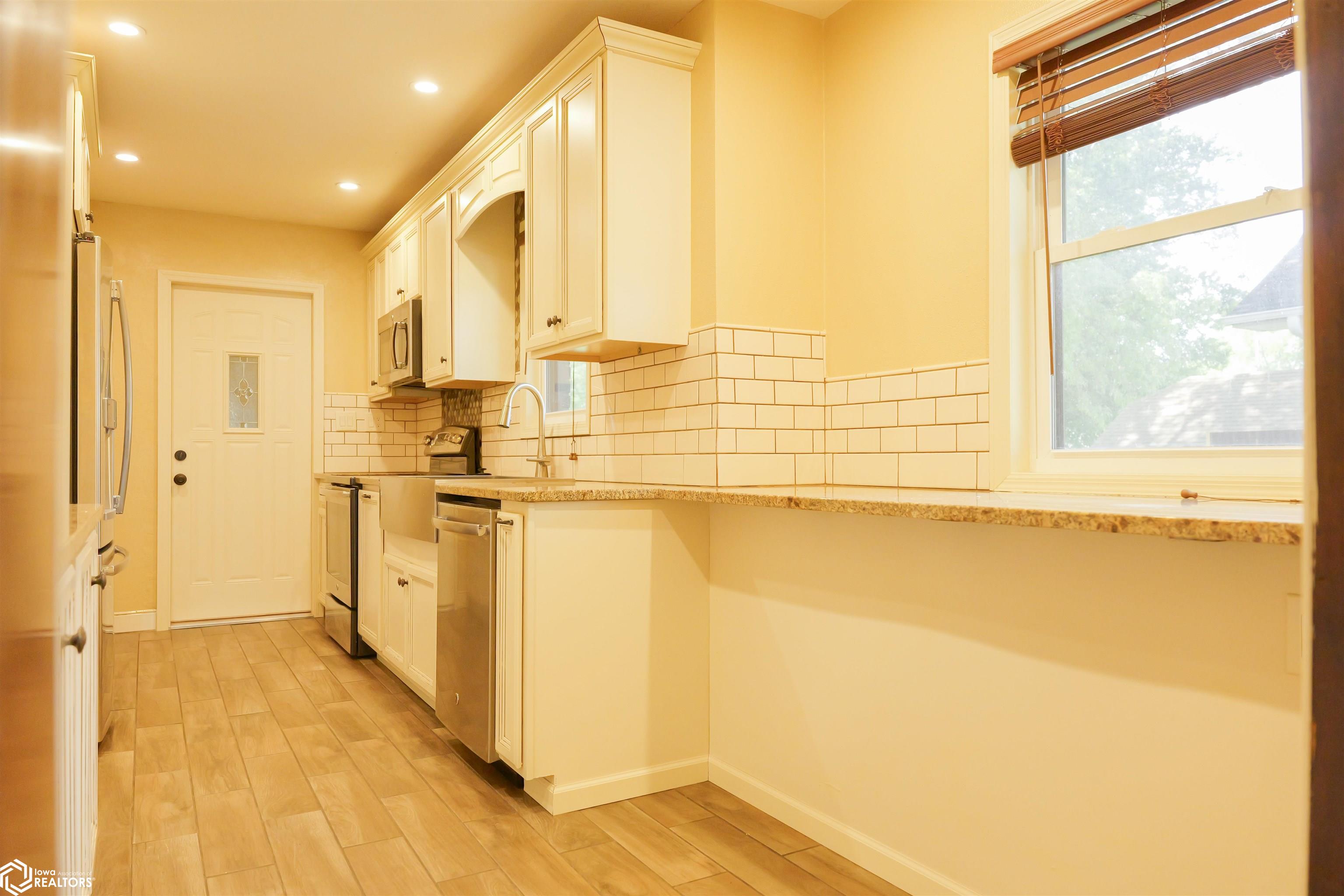 2119 Summer St, Burlington, Iowa image 23