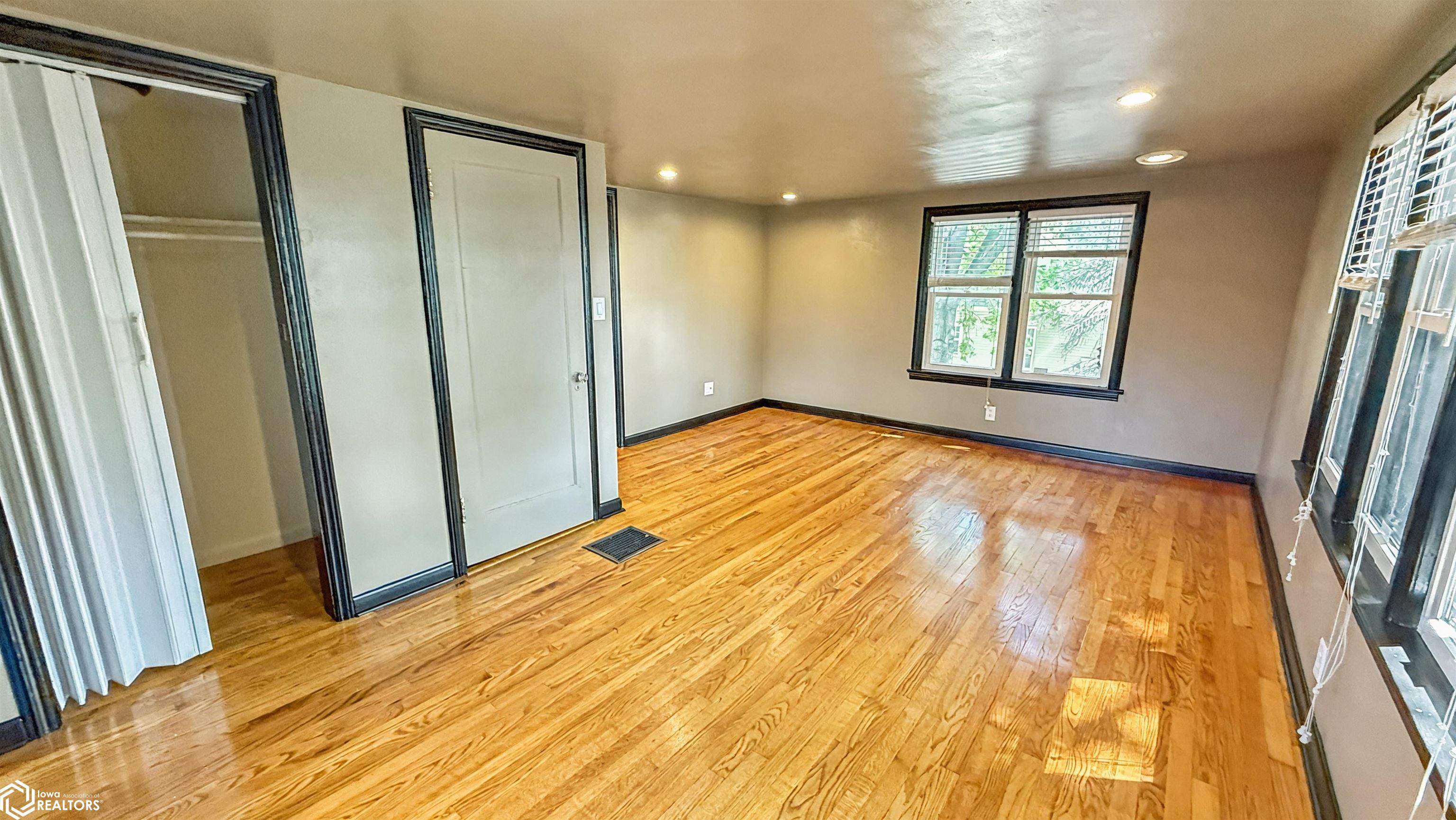 2119 Summer St, Burlington, Iowa image 39