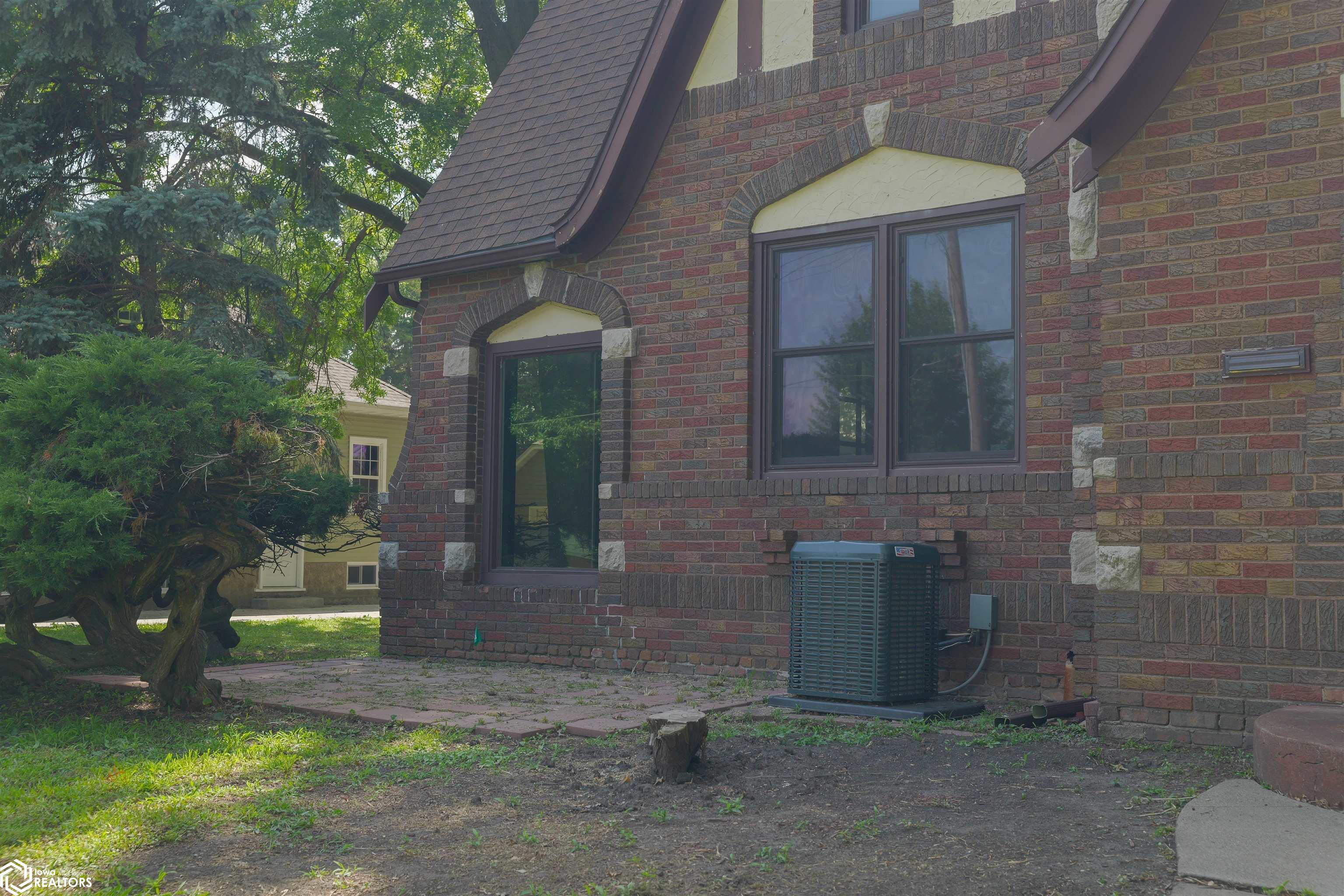 2119 Summer St, Burlington, Iowa image 4