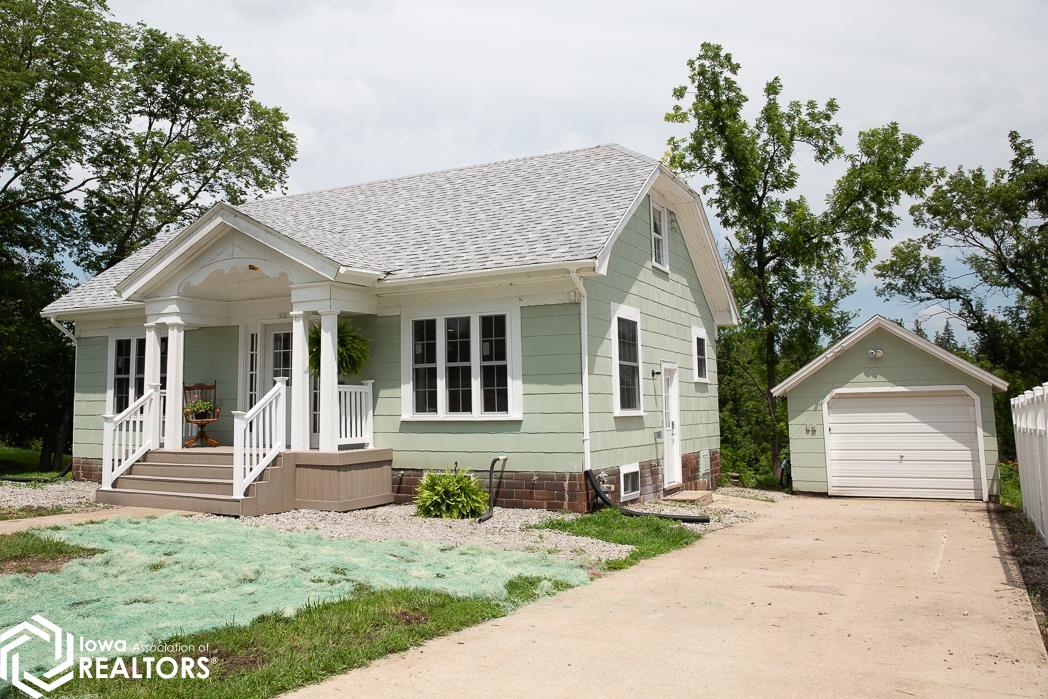 716 1st Avenue, Hampton, Iowa image 18