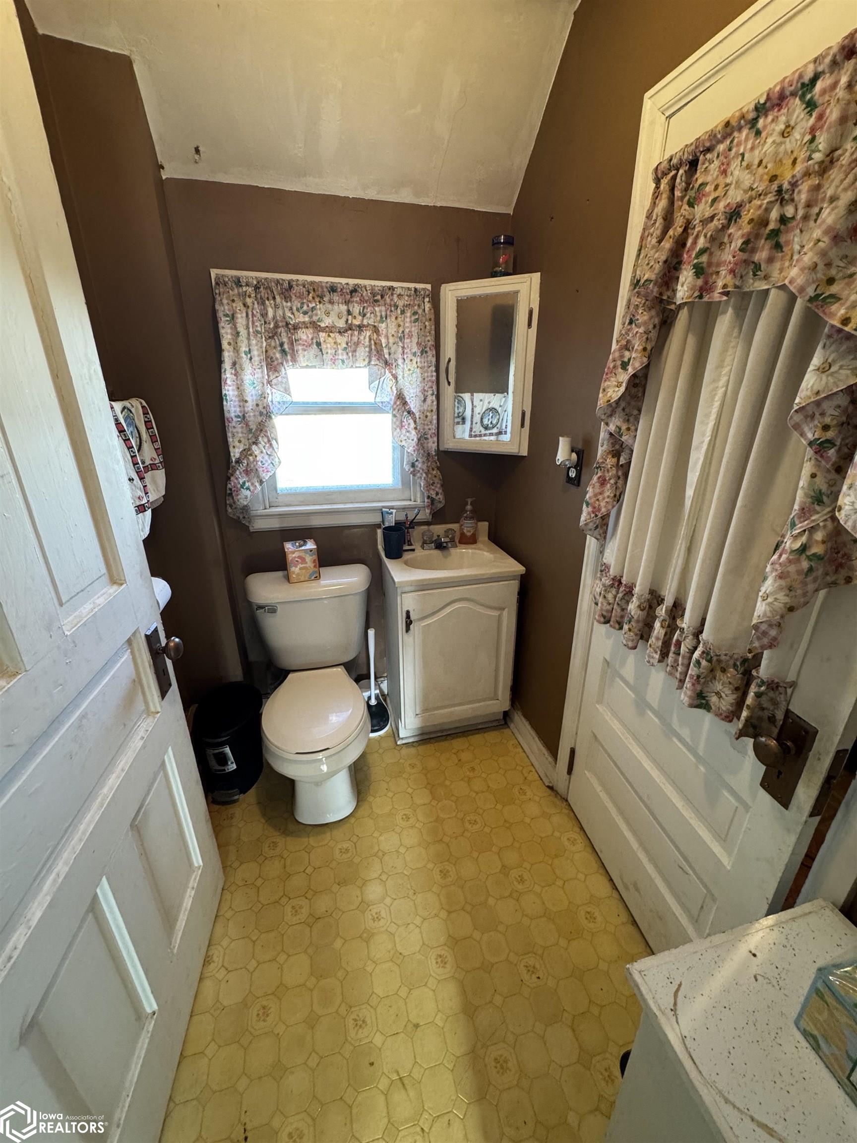 110 W Walnut Avenue, Manly, Iowa image 11