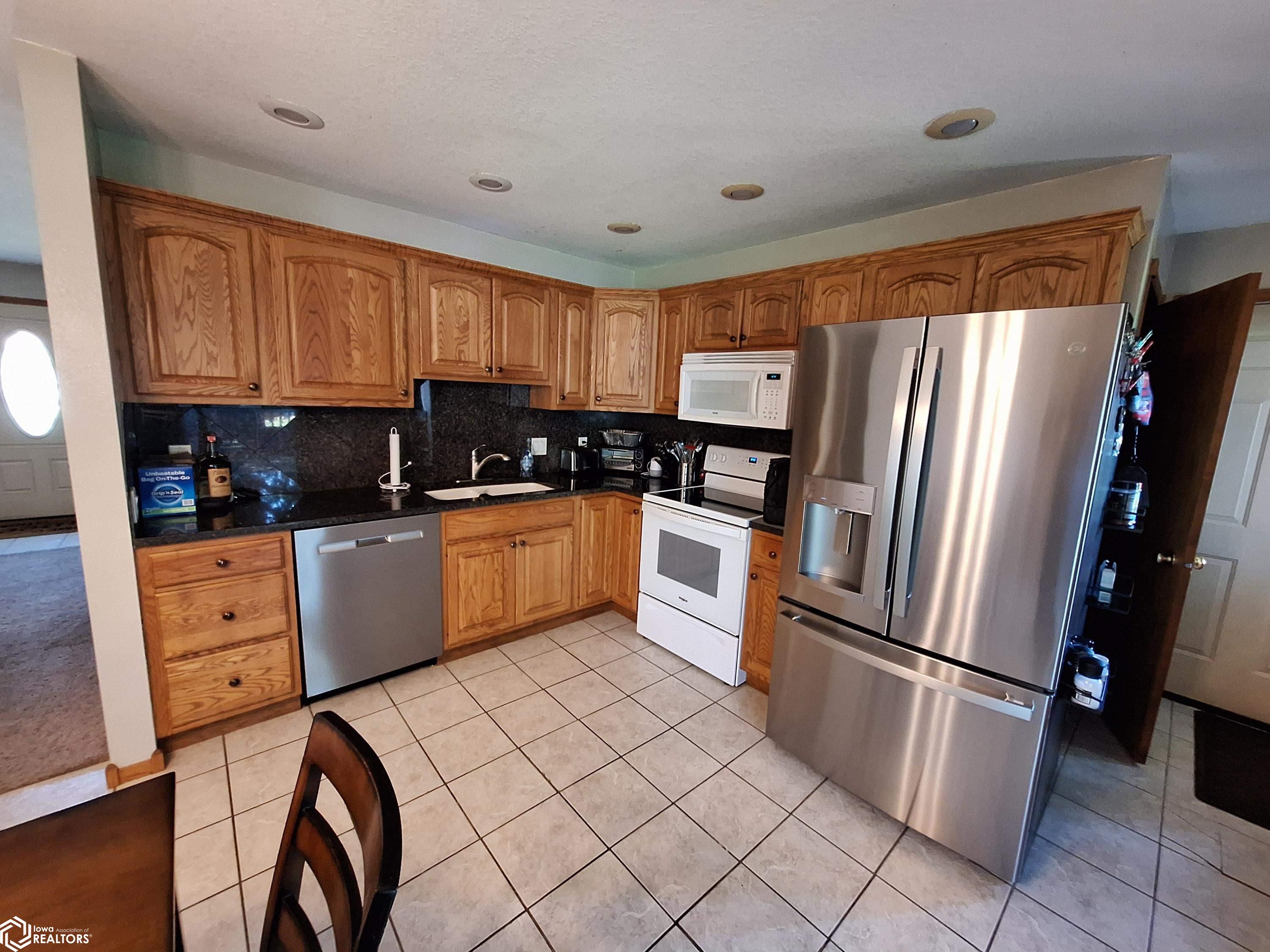 711 W 21st Street, Carroll, Iowa image 11