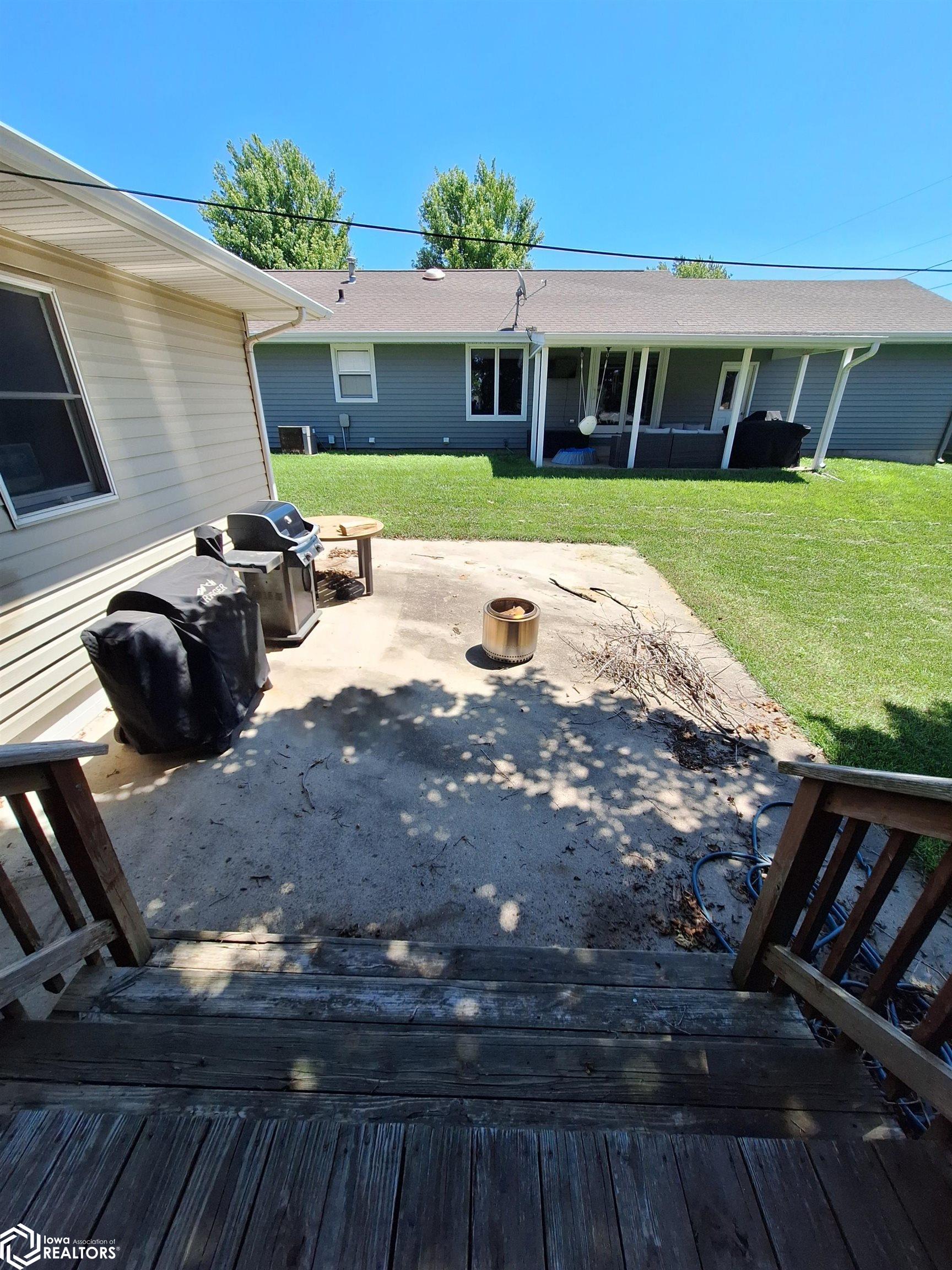 711 W 21st Street, Carroll, Iowa image 3