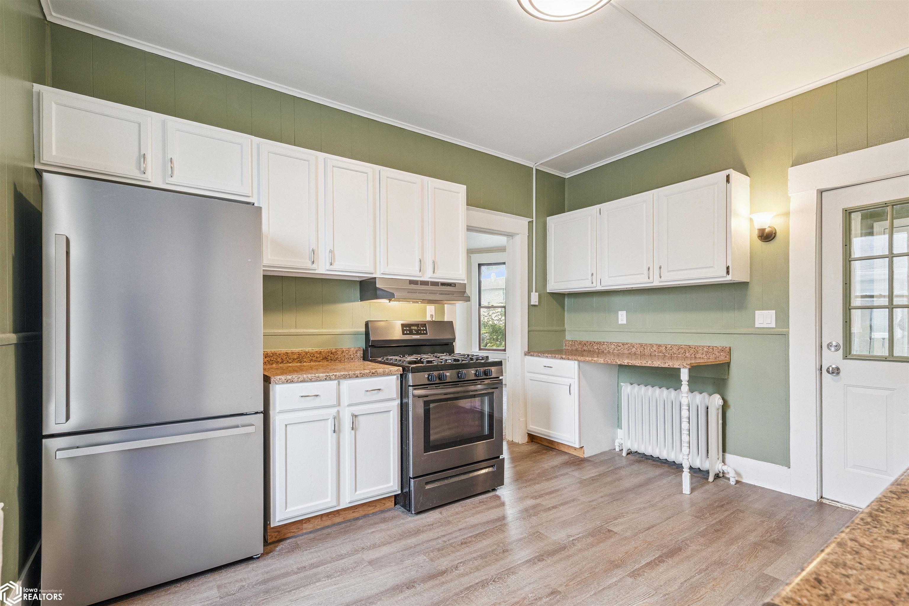 1219 N 7th Street, Burlington, Iowa image 12