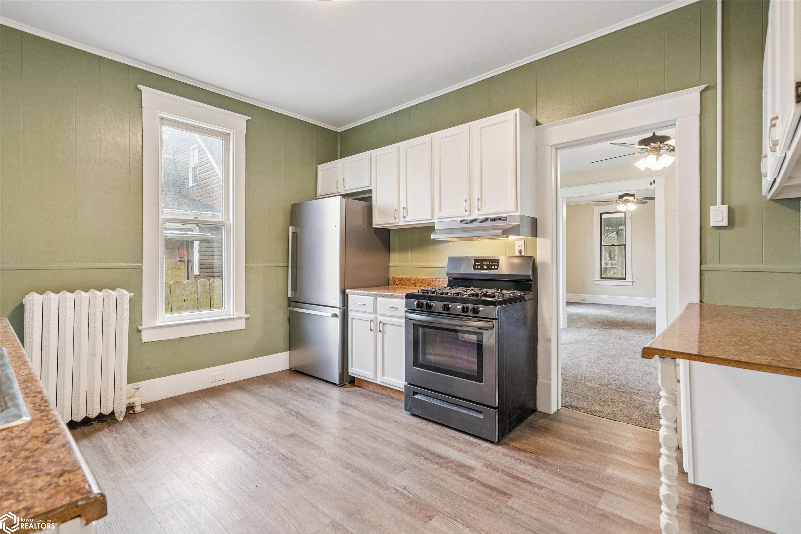 1219 N 7th Street, Burlington, Iowa image 14