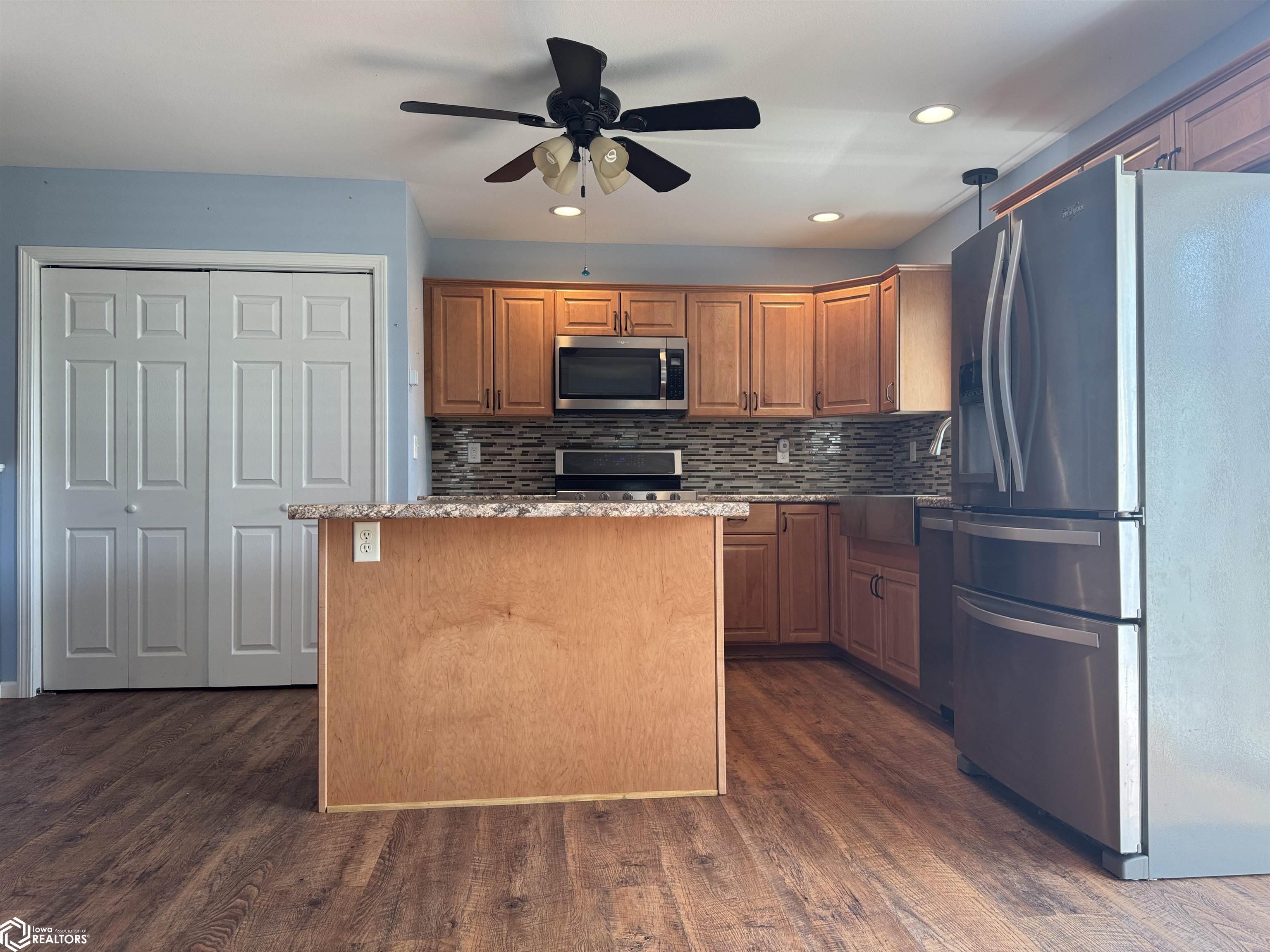 405 Vica Lane, Fort Madison, Iowa image 9