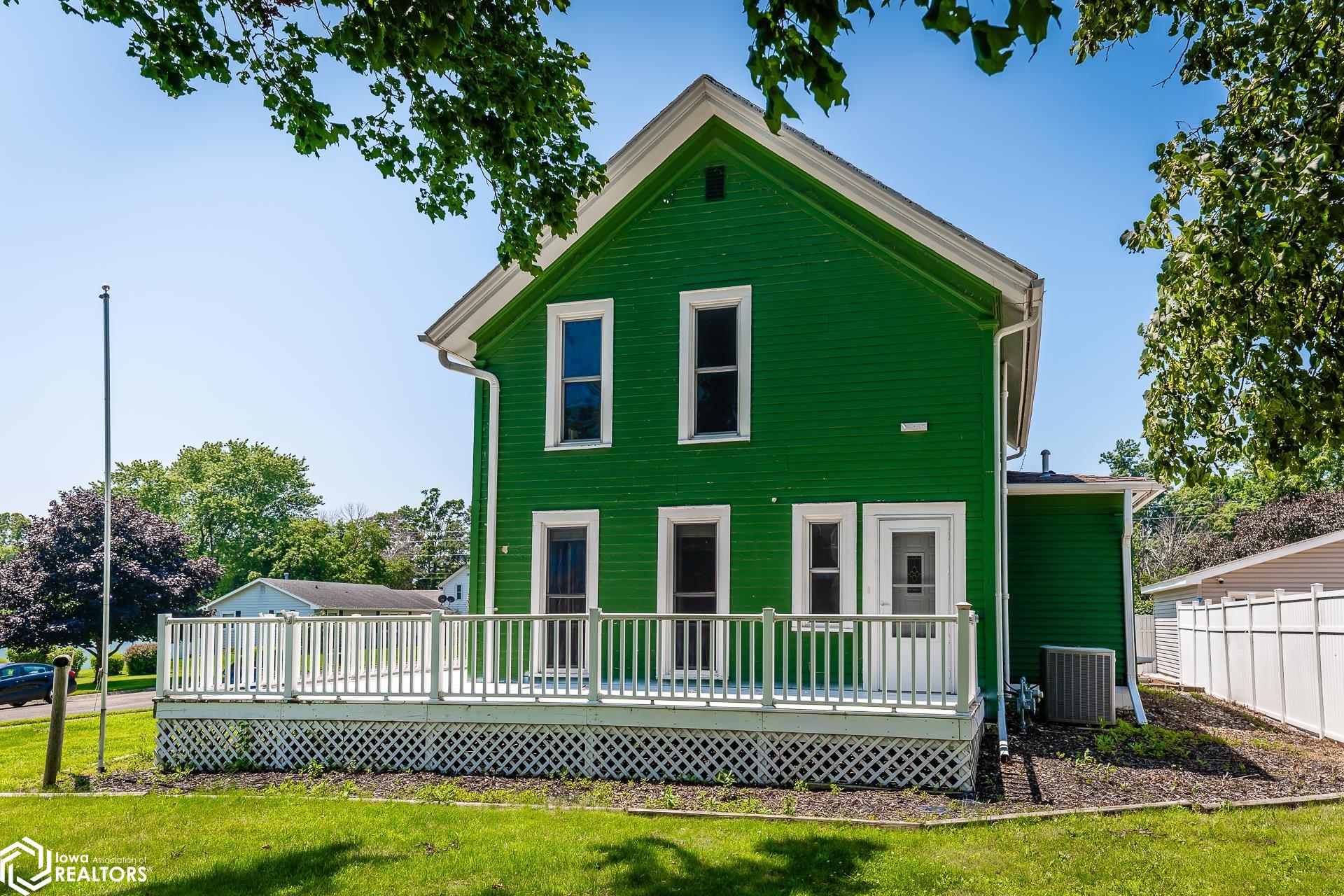 101 5th Street, State Center, Iowa image 38