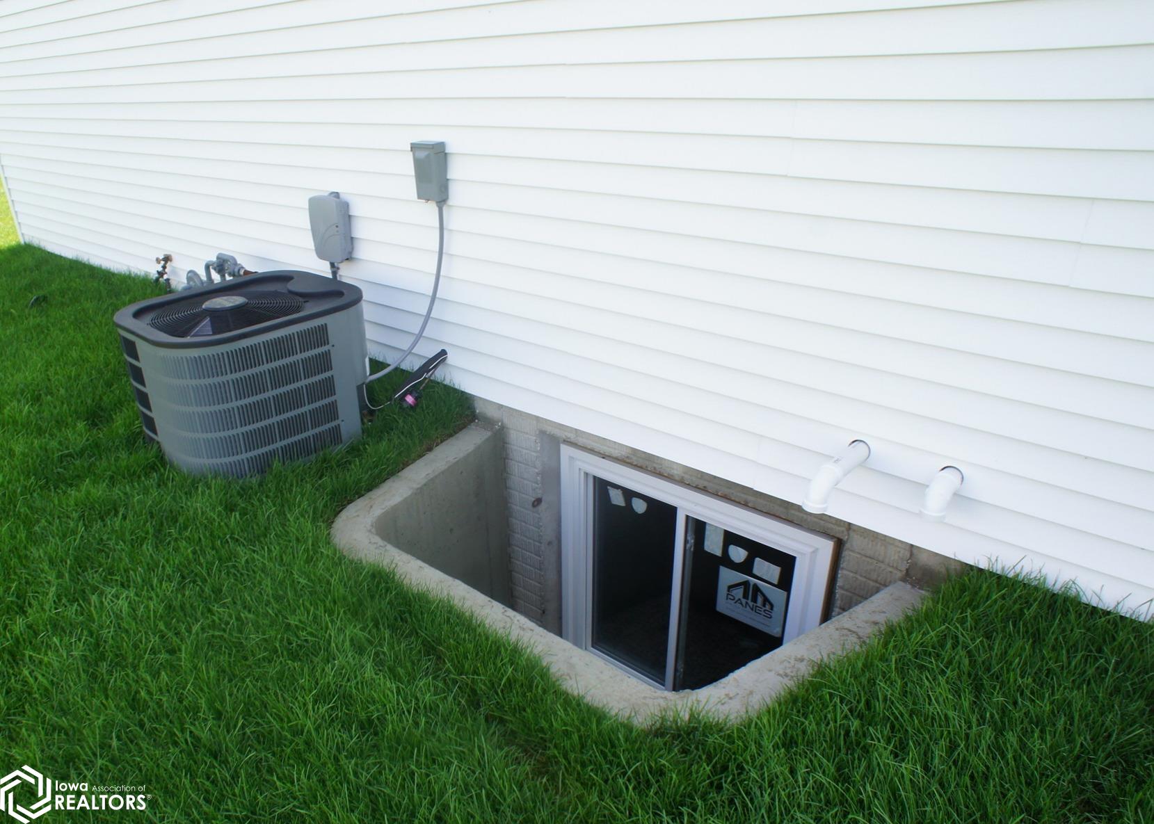 1001 Lewis Drive, Webster City, Iowa image 18