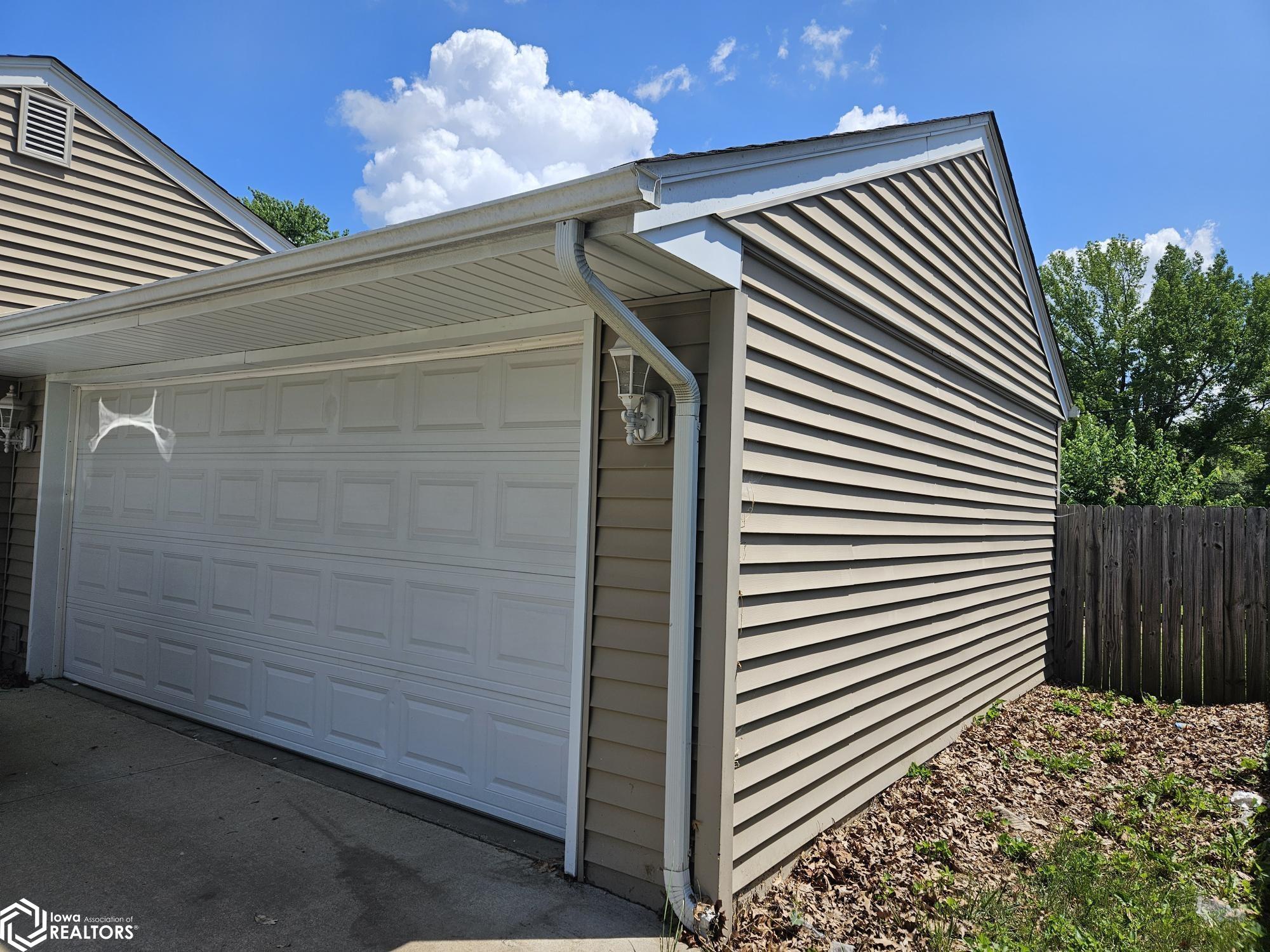 2716 Clearview Street, Ottumwa, Iowa image 2