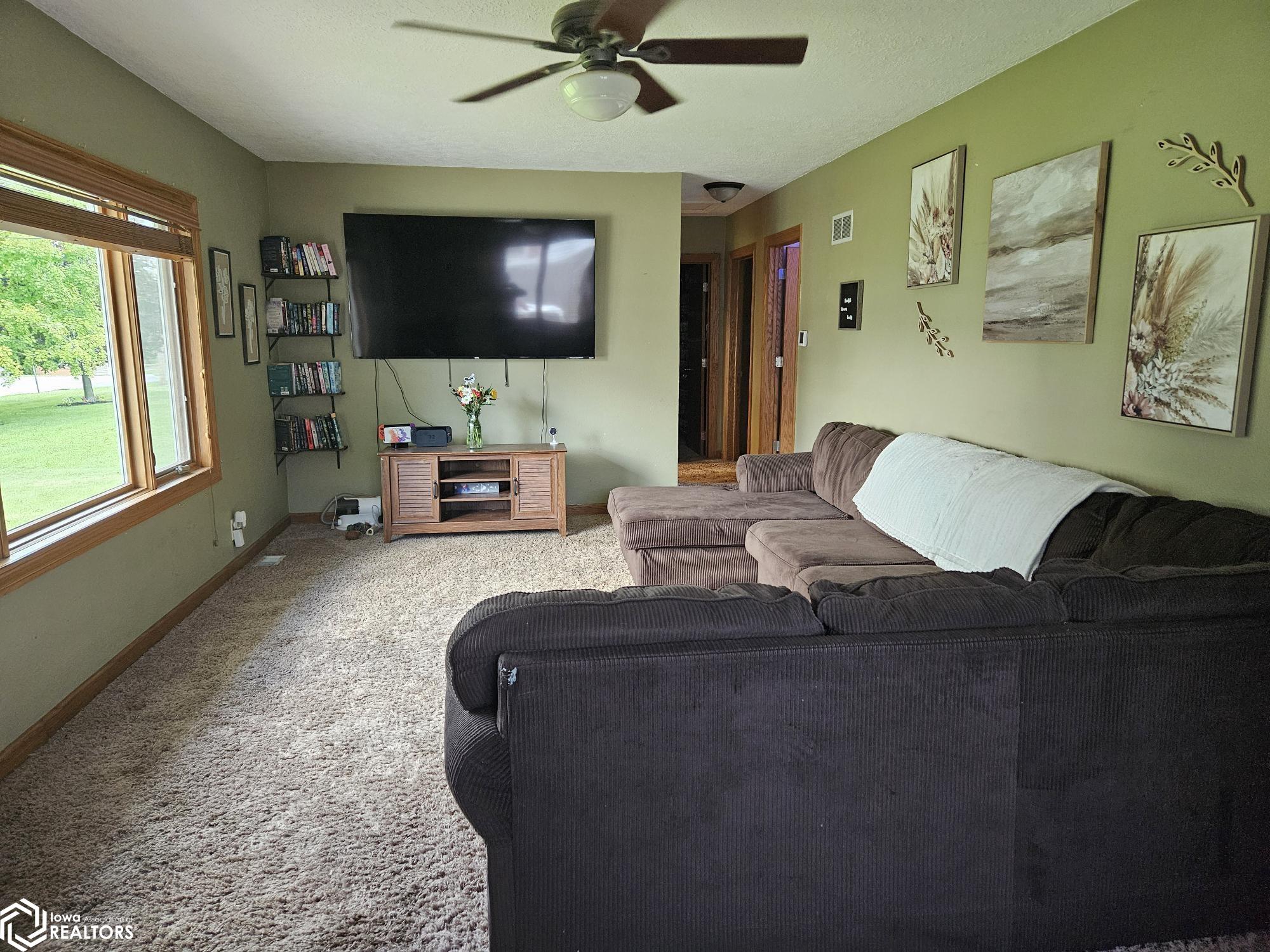 2716 Clearview Street, Ottumwa, Iowa image 5
