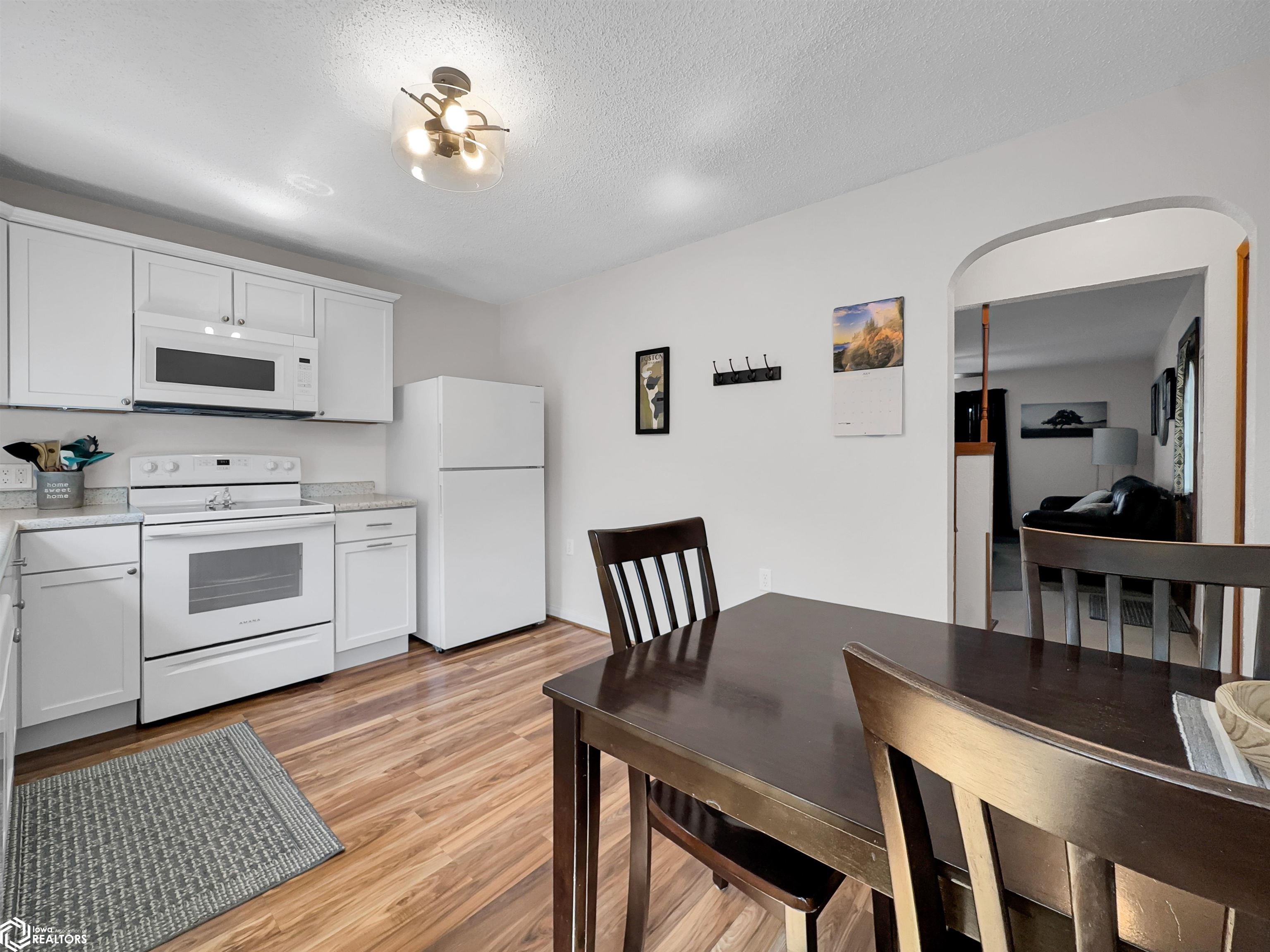 220 5th Avenue, Hampton, Iowa image 4