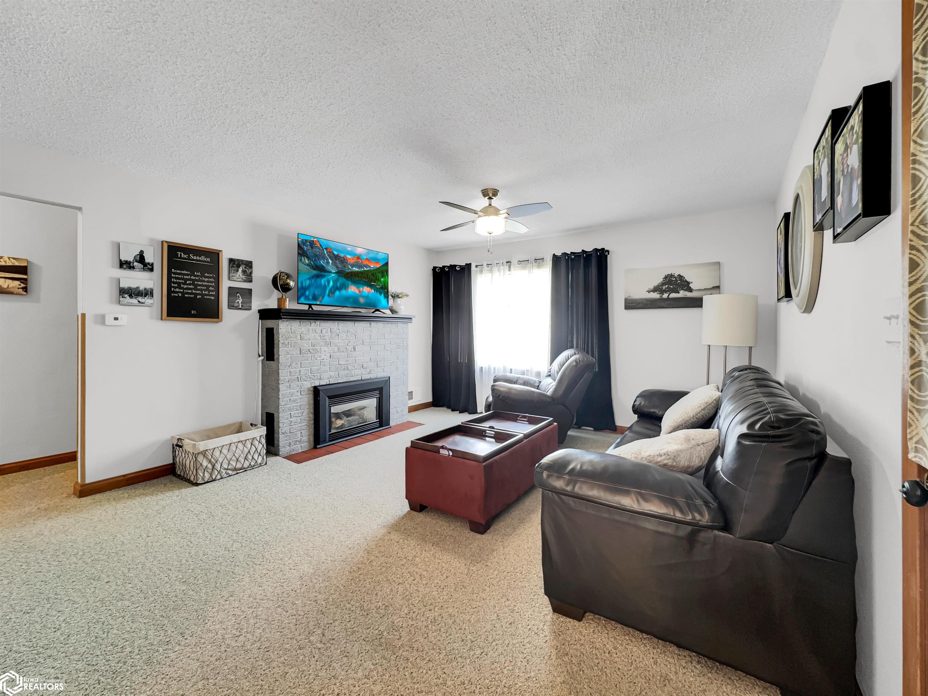 220 5th Avenue, Hampton, Iowa image 5