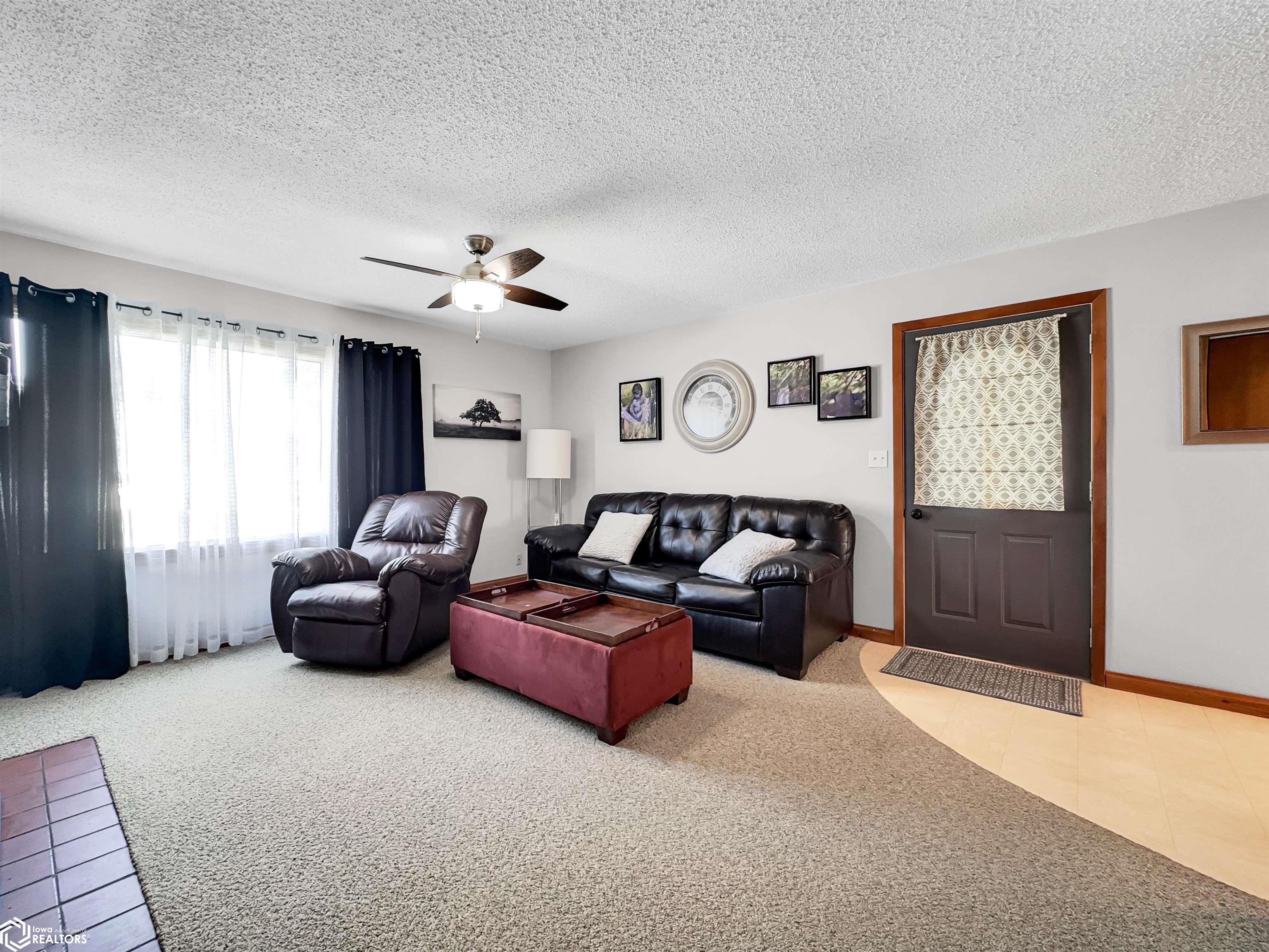 220 5th Avenue, Hampton, Iowa image 6