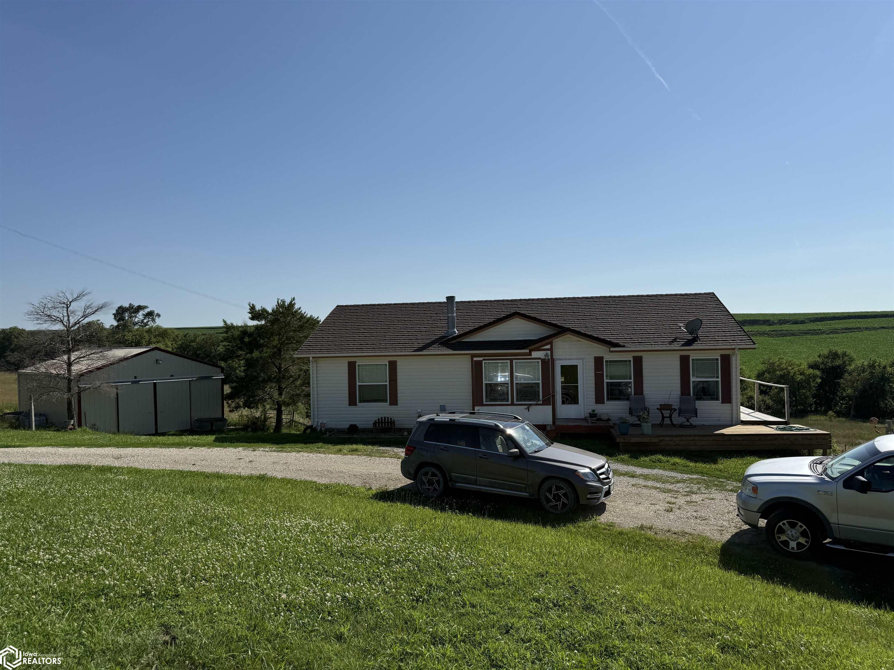 19762 380th Street, Oakland, Iowa image 1